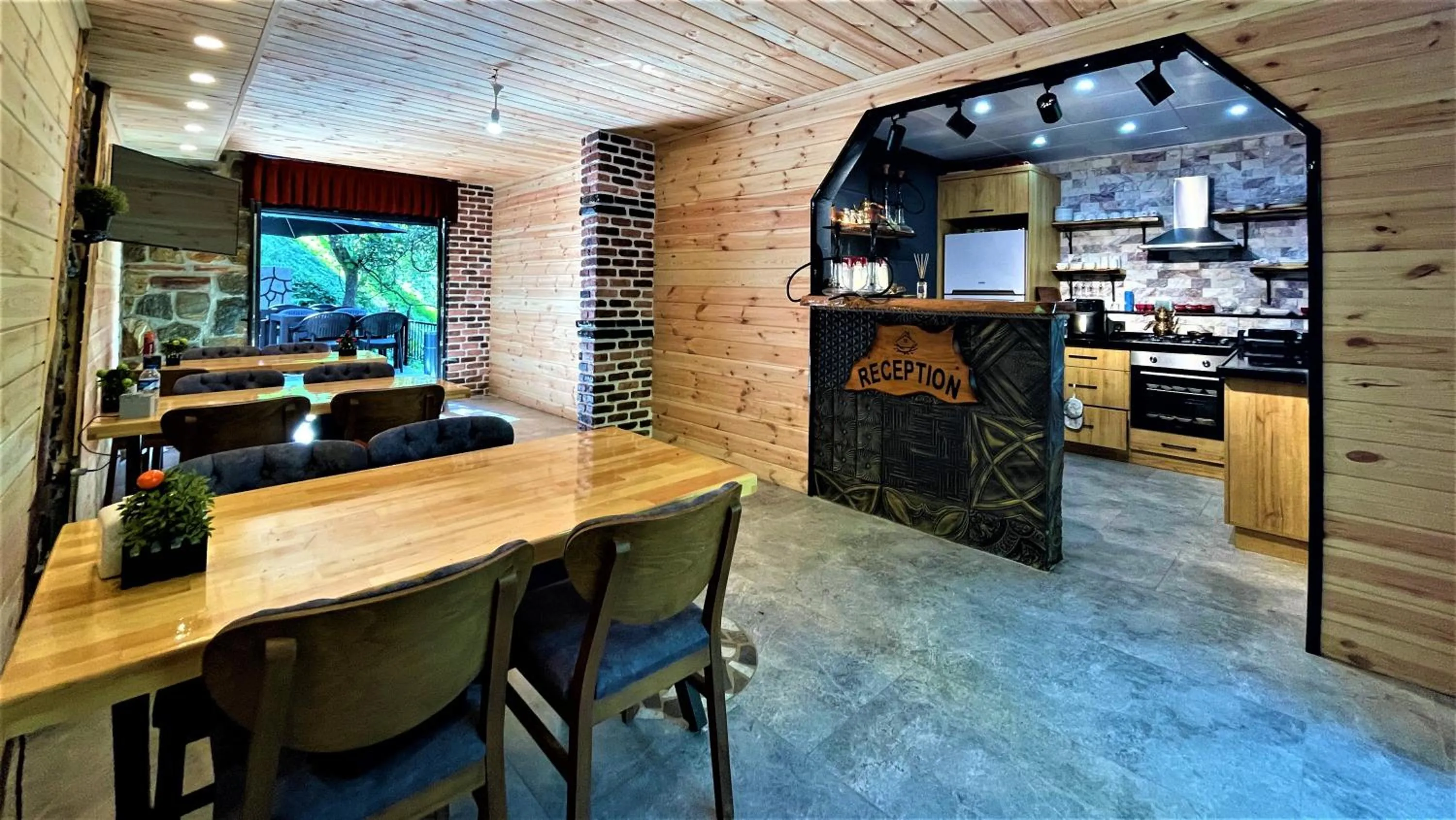 Property building in Mezrasuit Bungalov