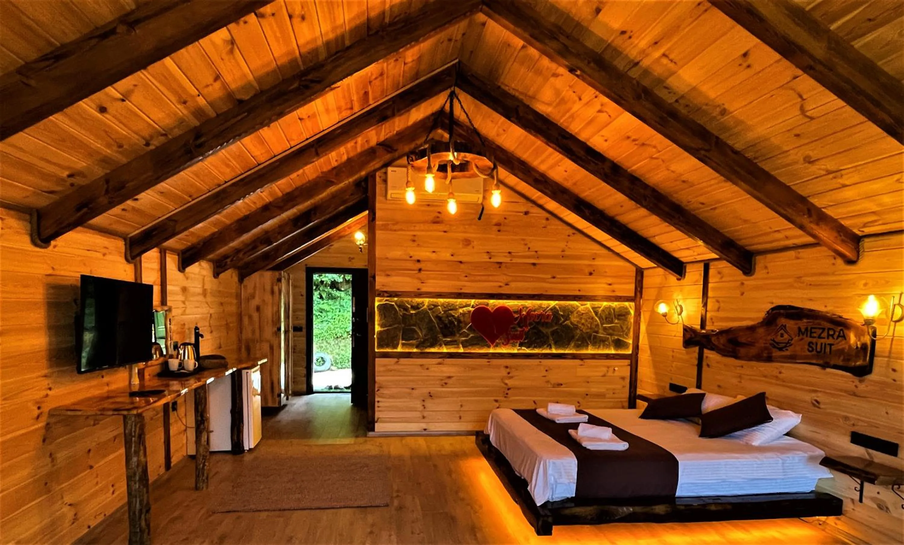 Bed in Mezrasuit Bungalov