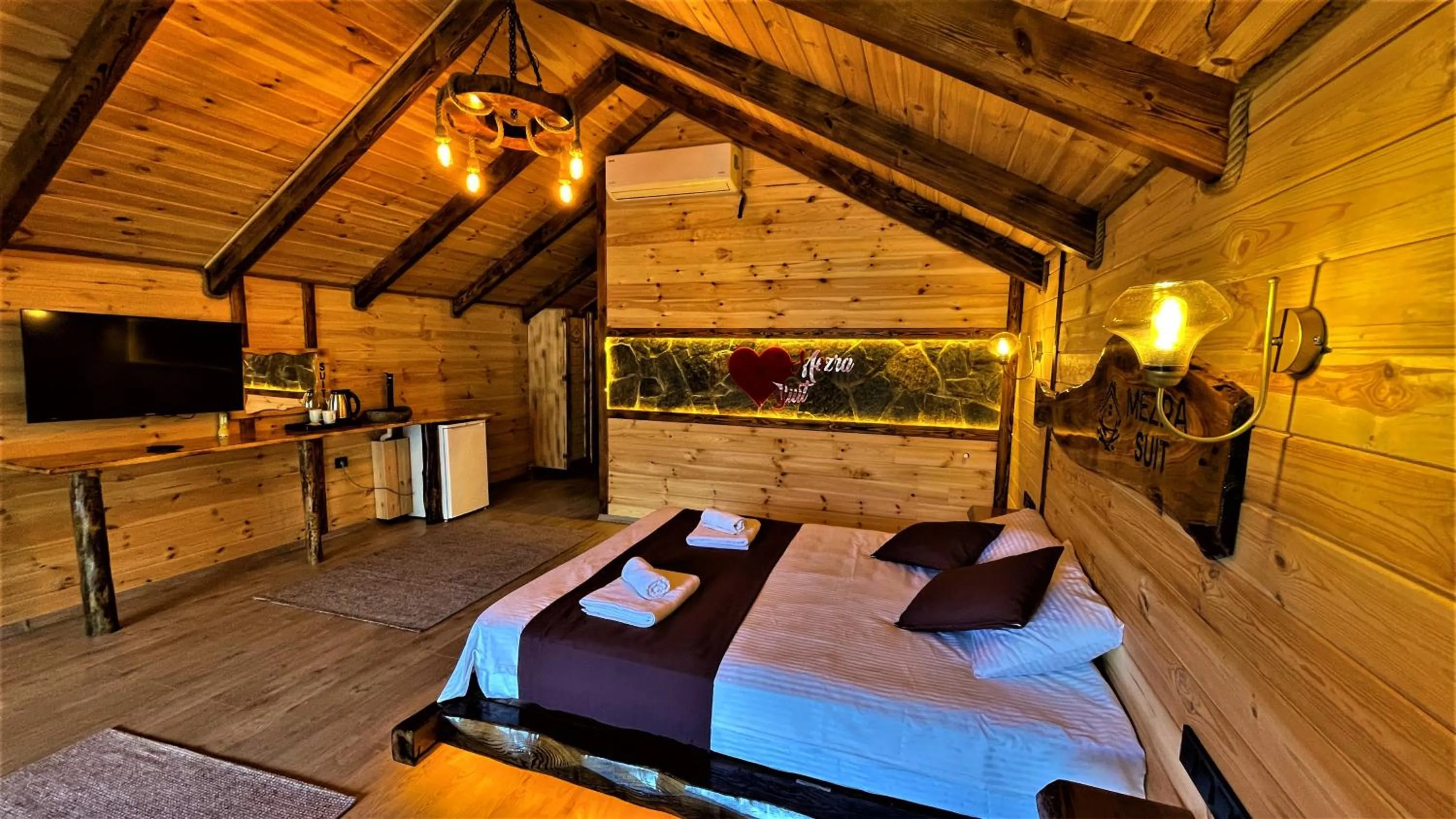 Bed in Mezrasuit Bungalov