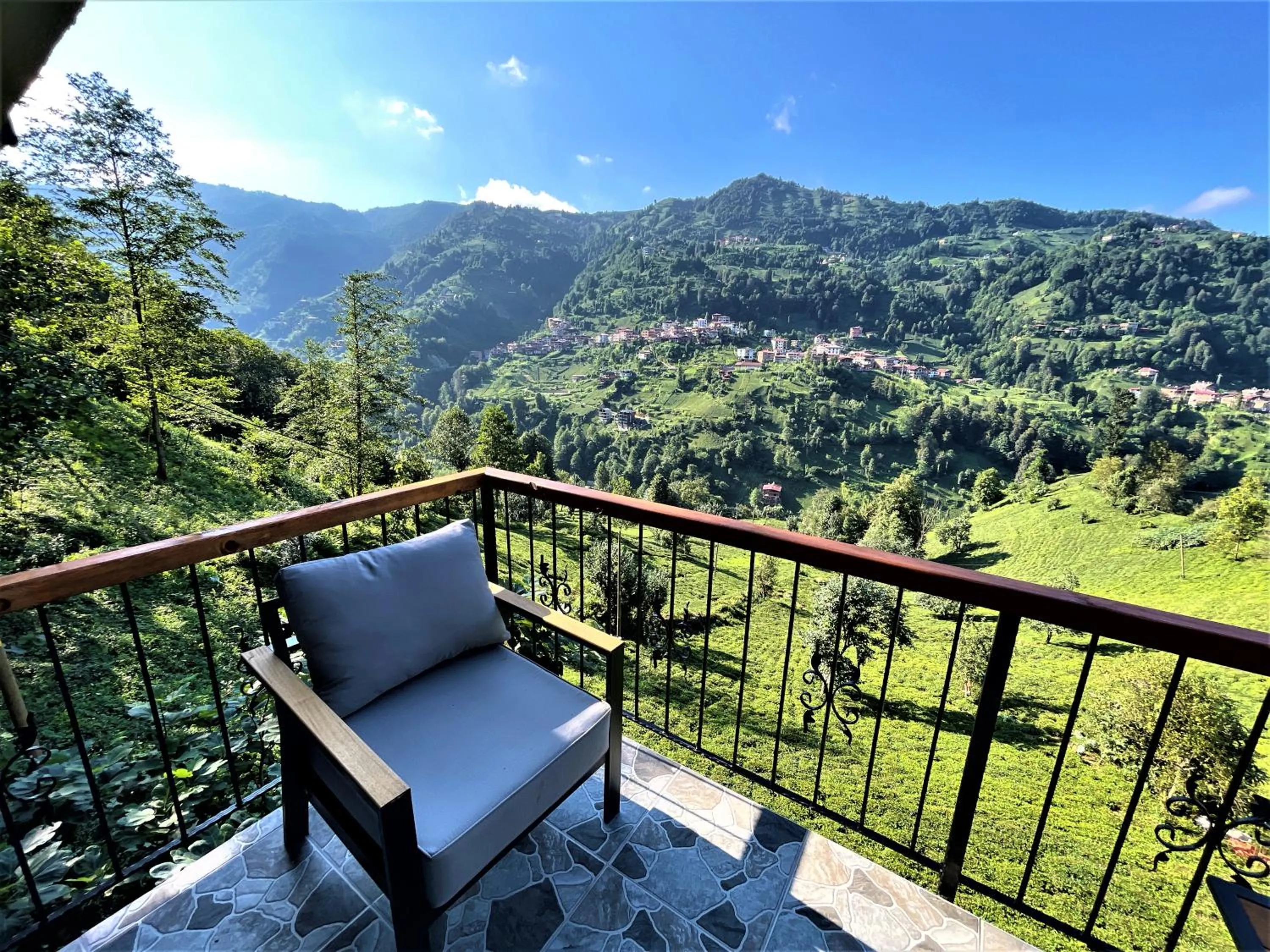 Natural landscape in Mezrasuit Bungalov