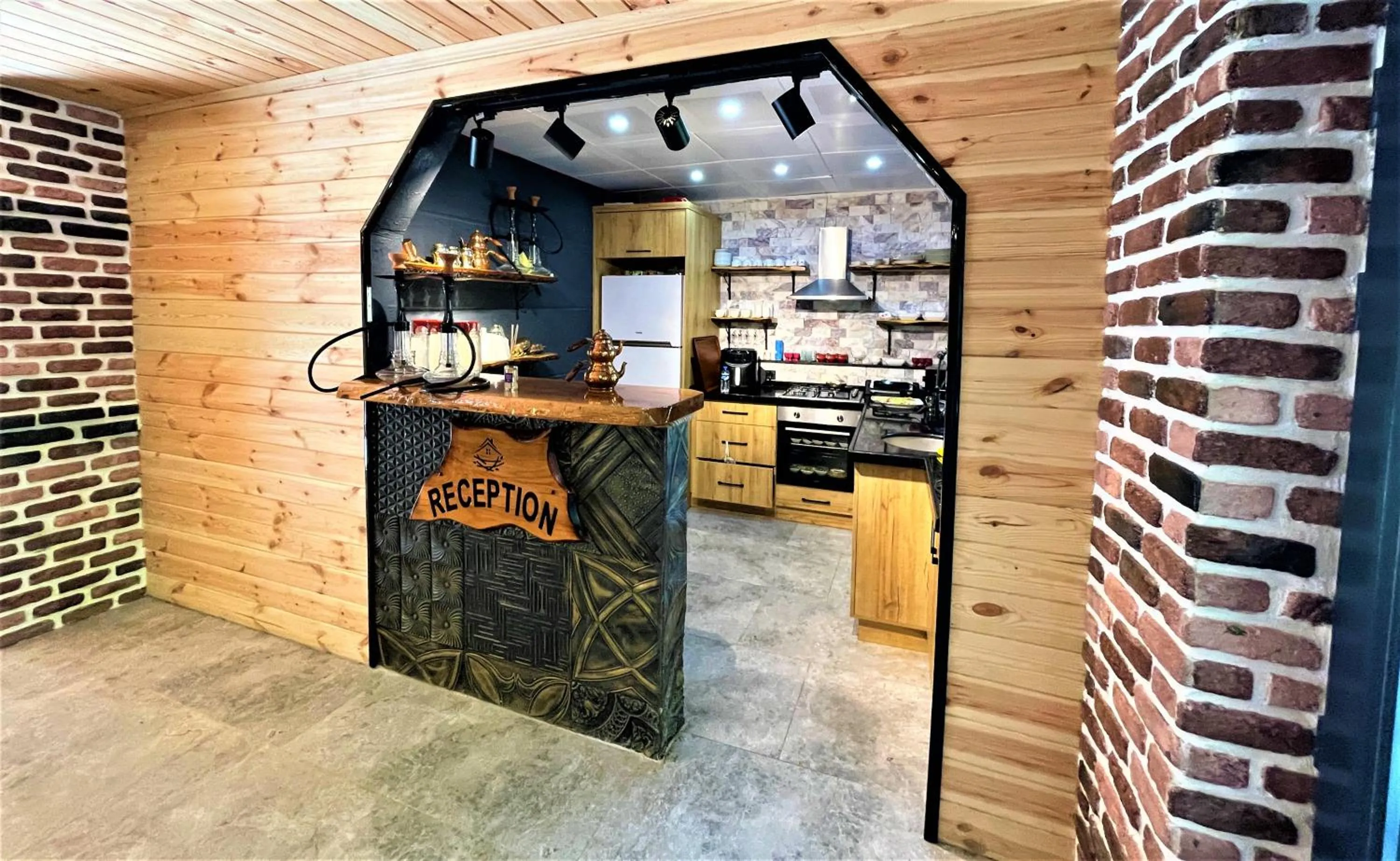 Restaurant/places to eat in Mezrasuit Bungalov