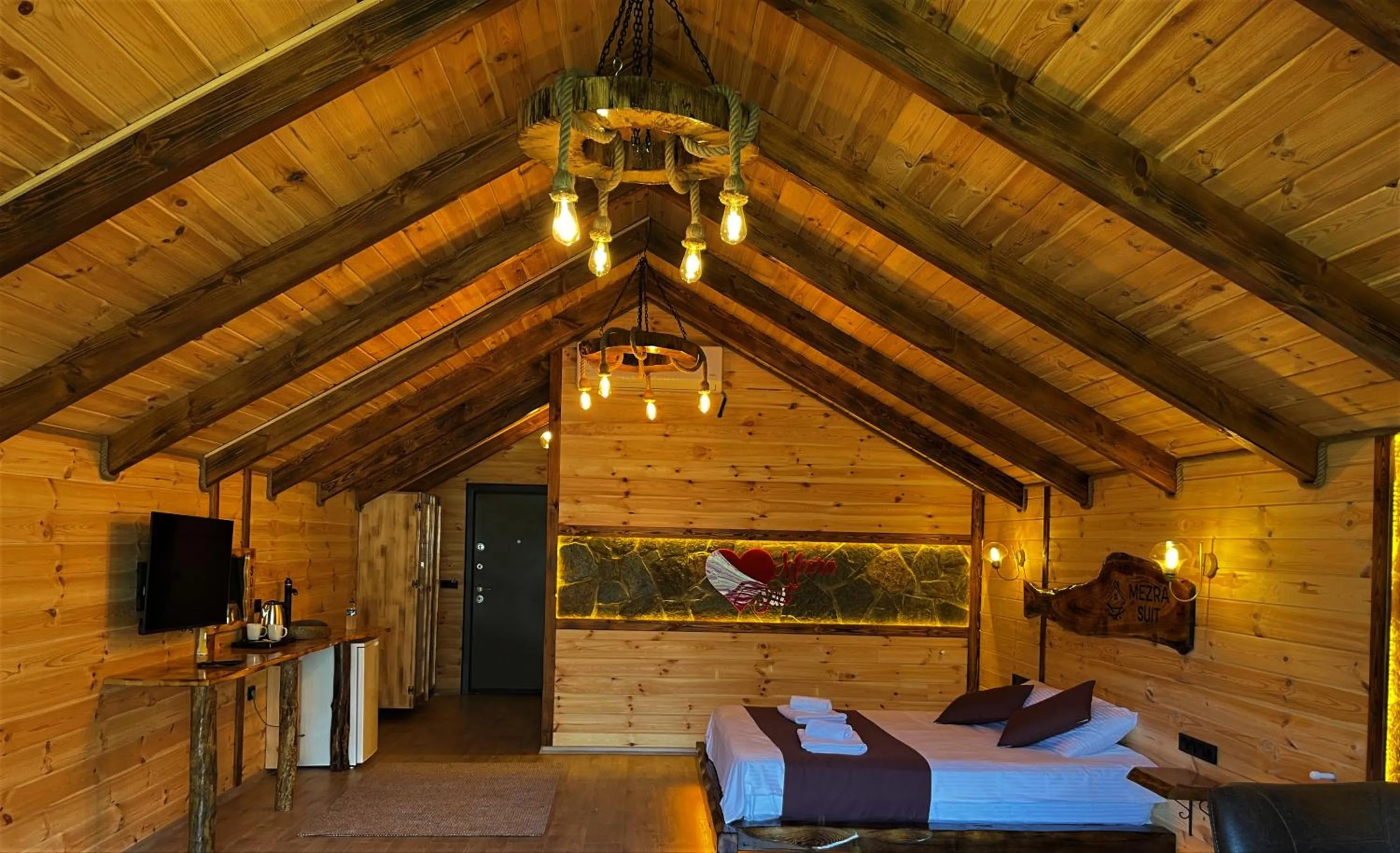 Bed in Mezrasuit Bungalov