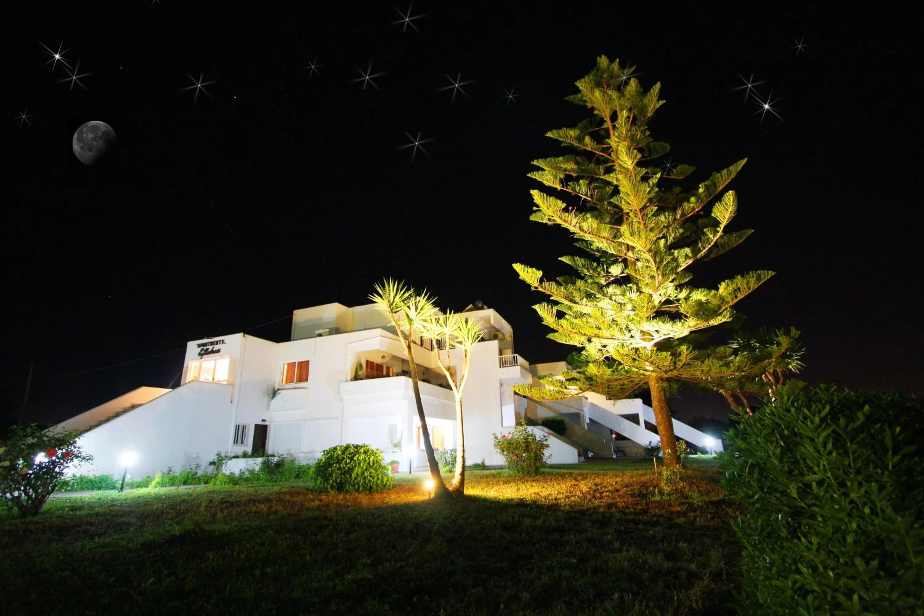 Property building in Eftihia Apartments