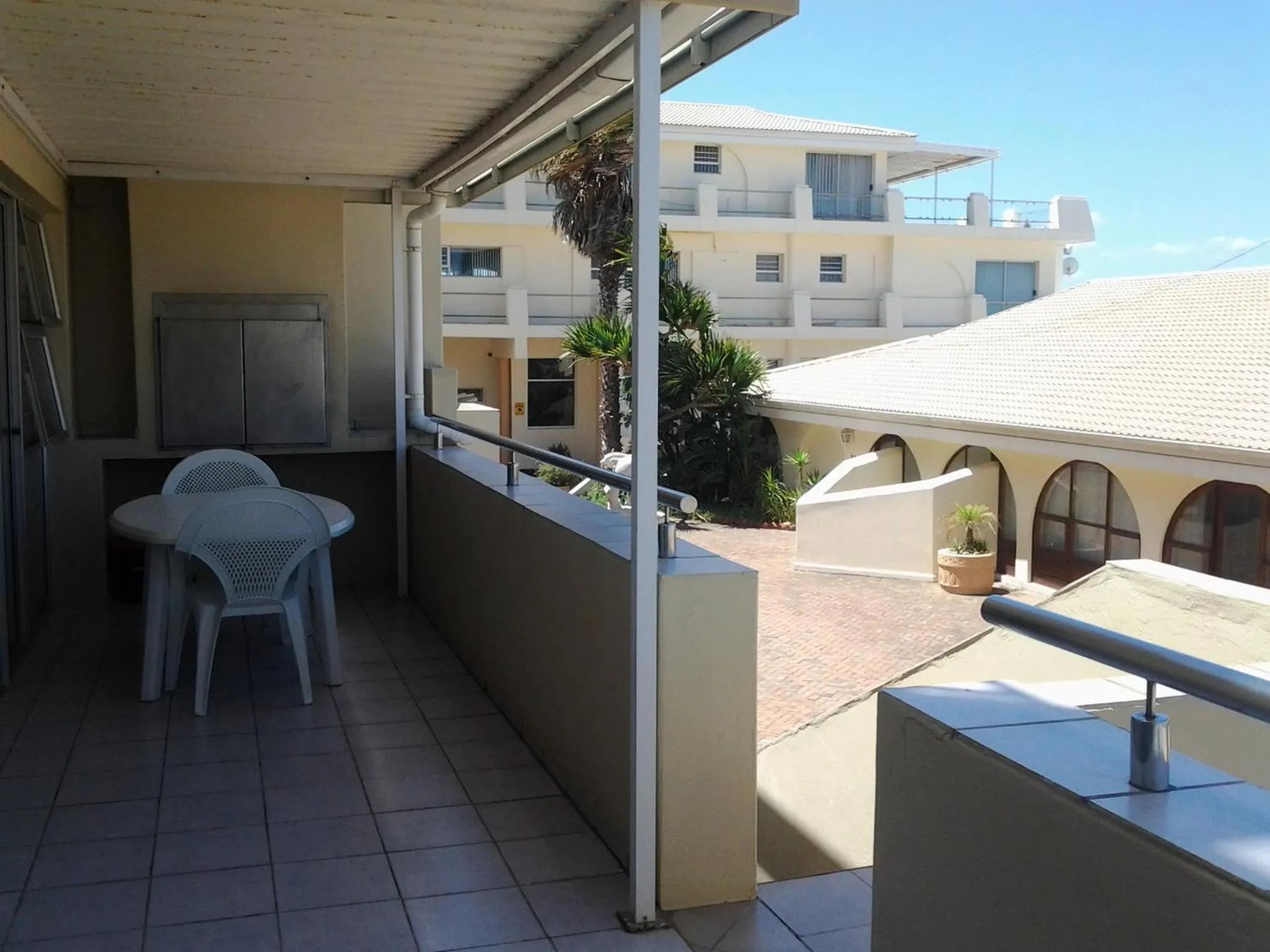 BBQ facilities in Seashells Holiday Apartments and Conference Centre