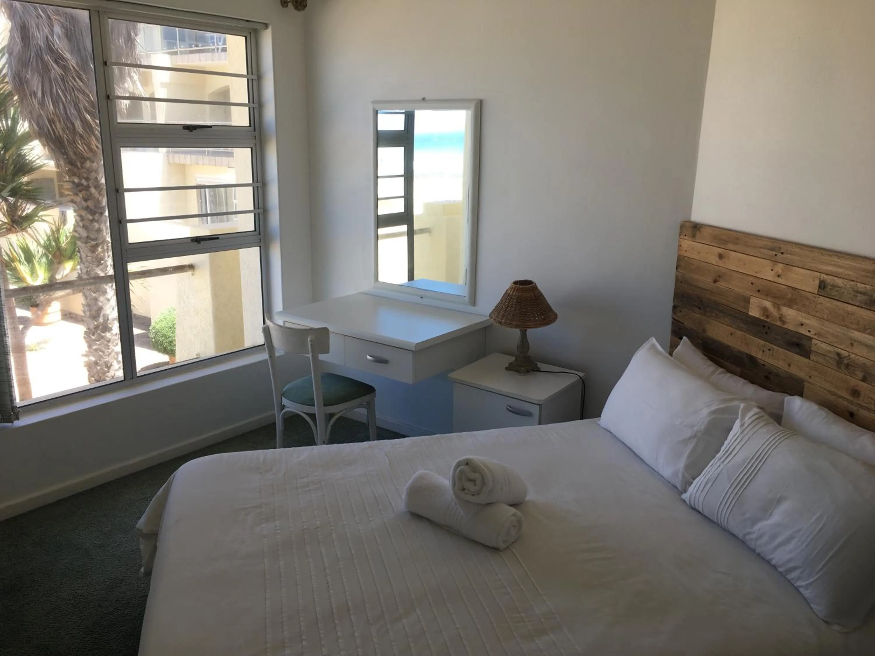 Children play ground, Bed in Seashells Holiday Apartments and Conference Centre