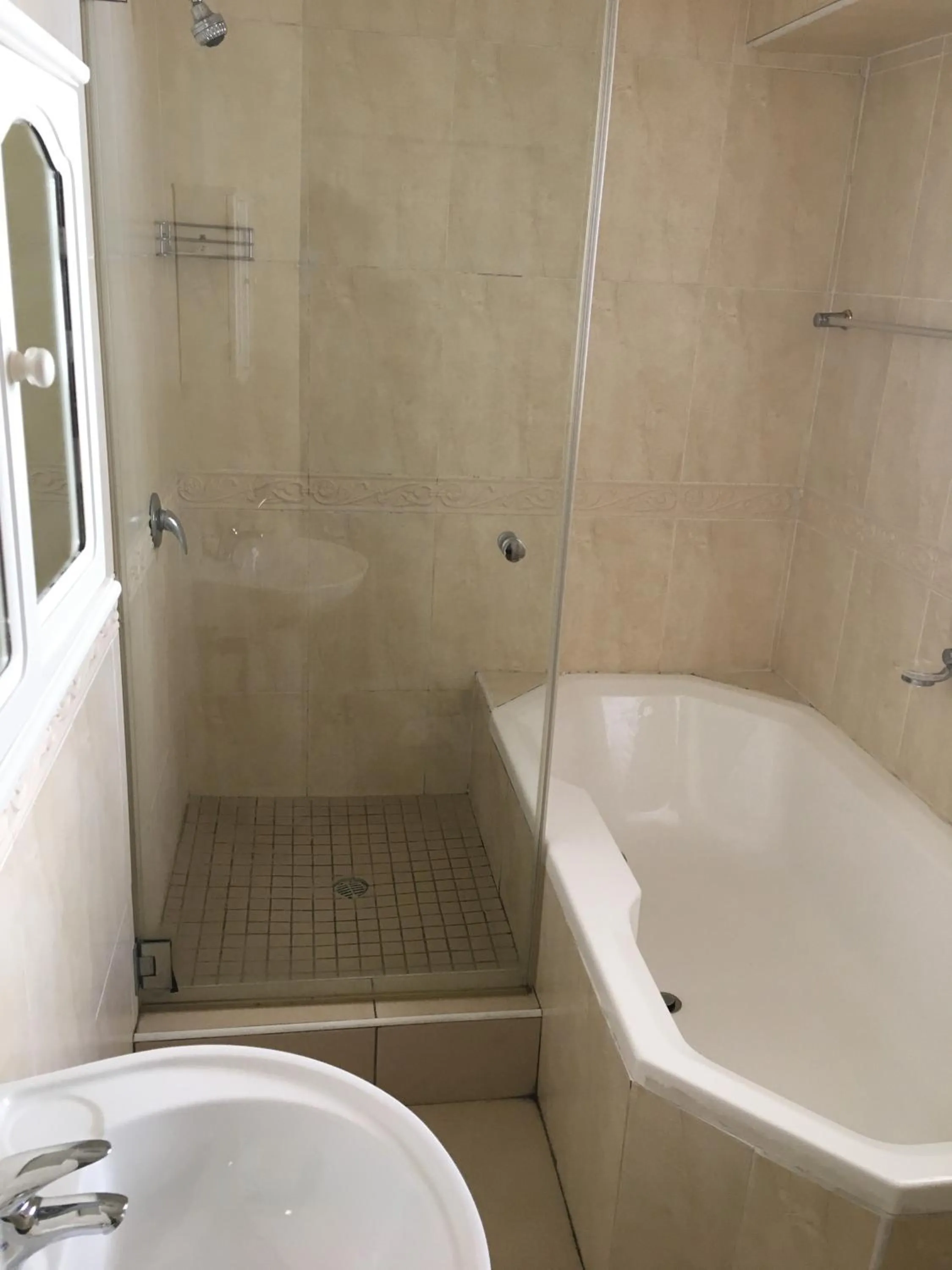 Bathroom in Seashells Holiday Apartments and Conference Centre