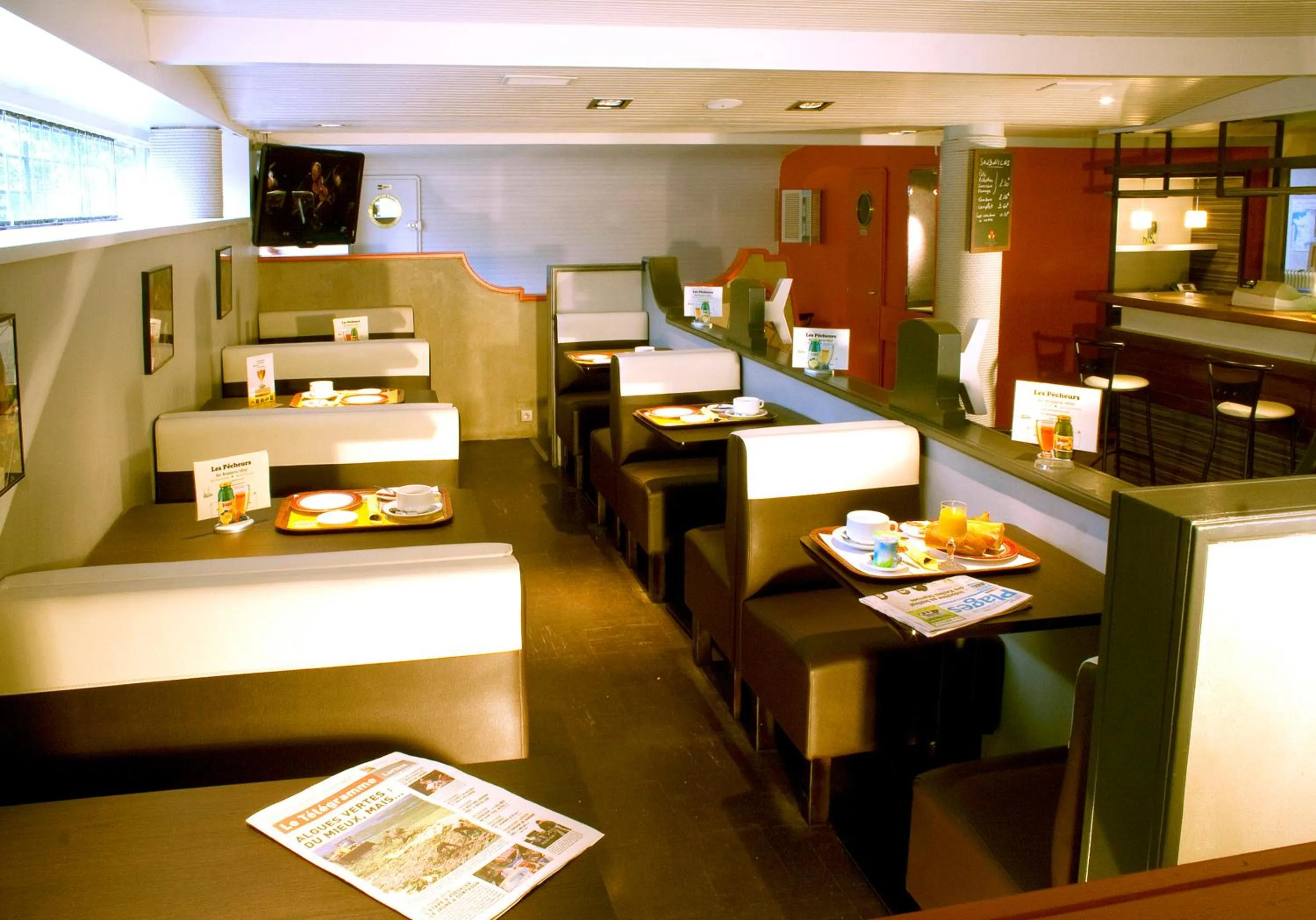 Restaurant/places to eat in Hotel les Pecheurs