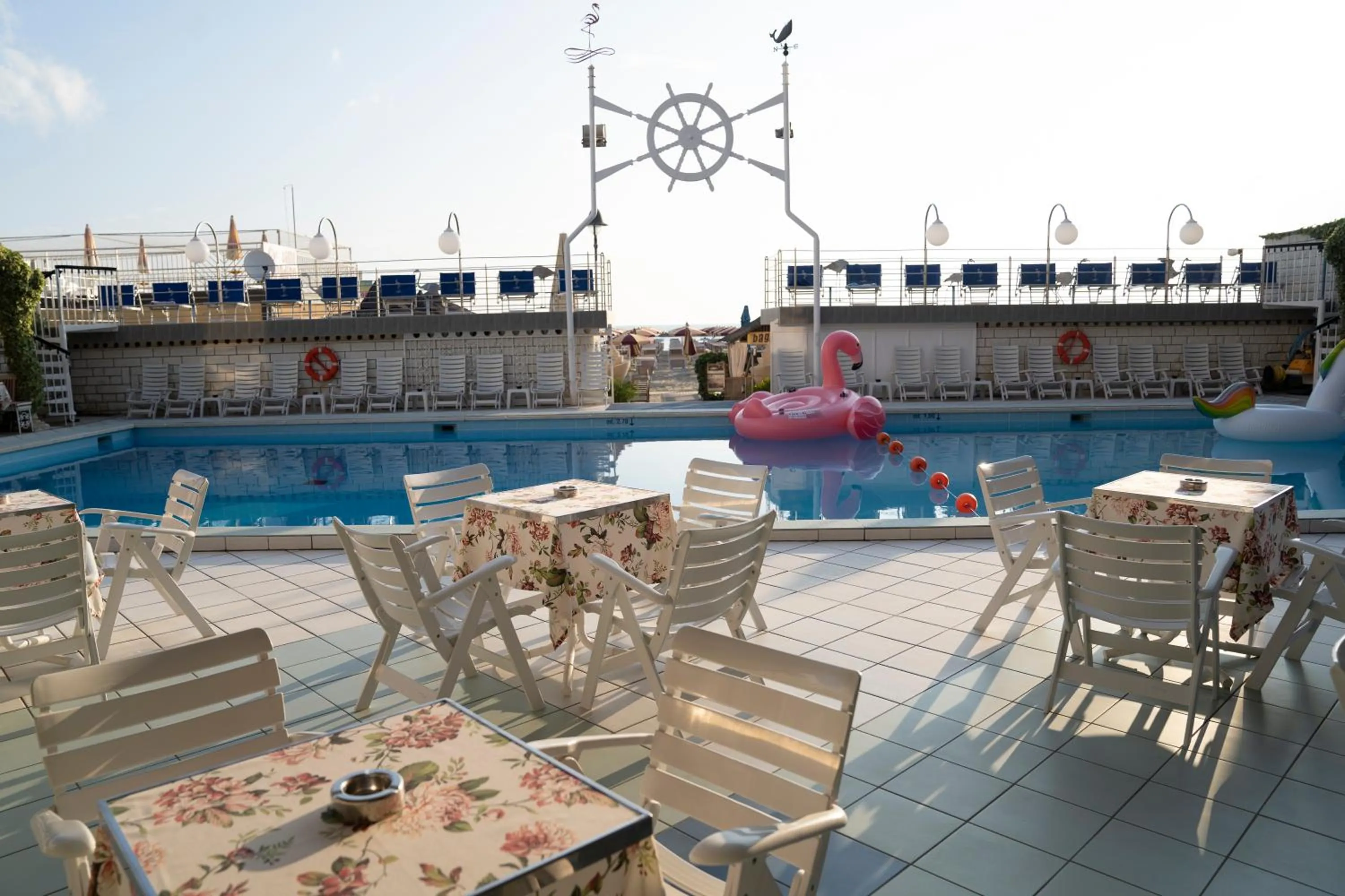 Swimming pool in Hotel Flamingo