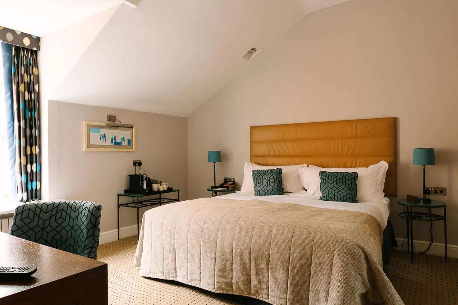 Bedroom, Bed in Lainston House