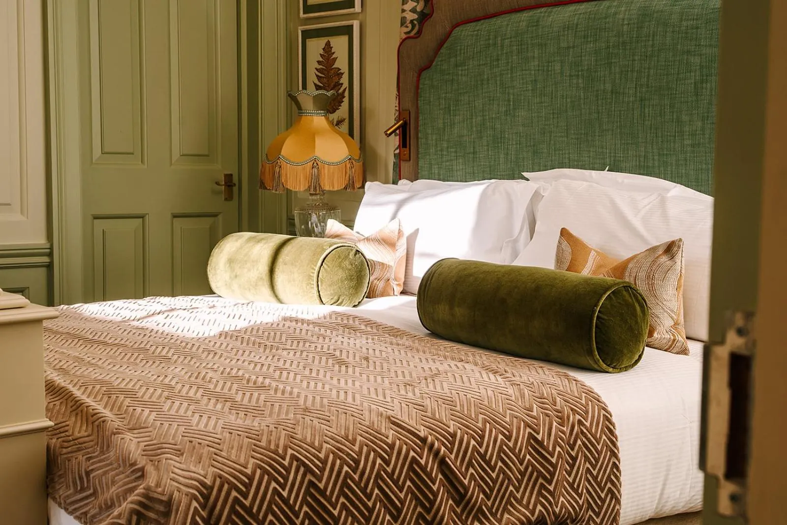 Bed in Lainston House