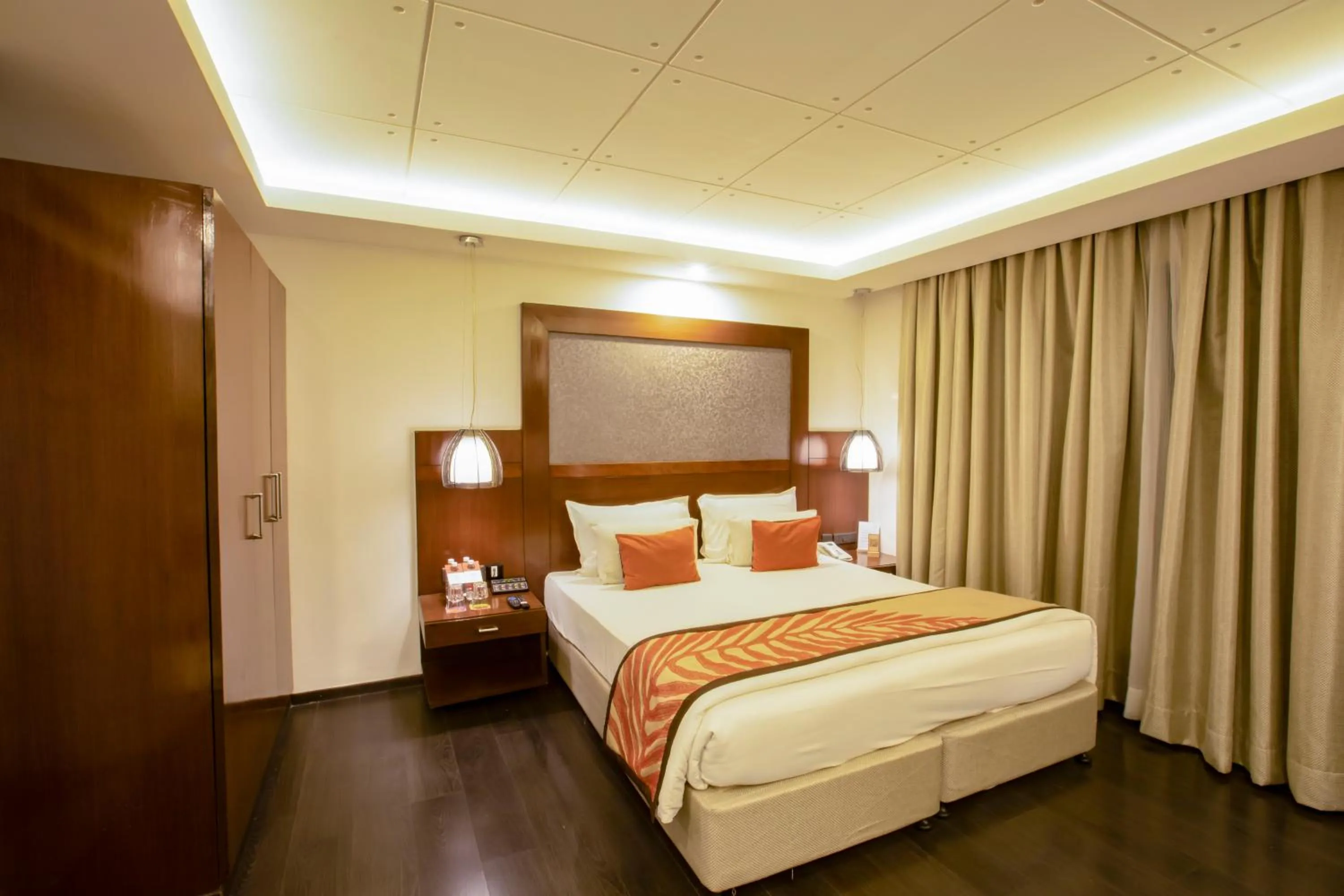 Bedroom in The Cunningham Hotel Bangalore