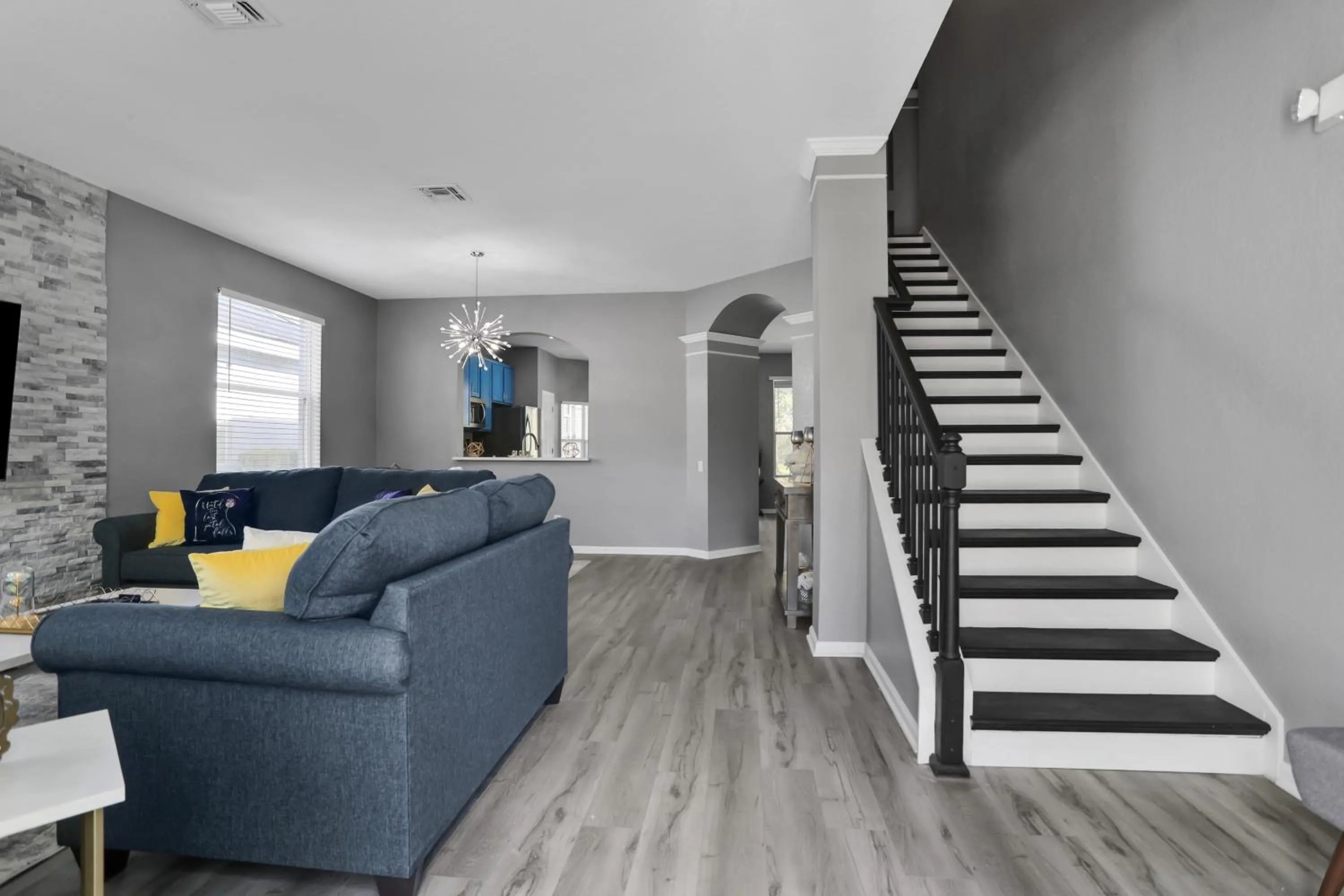 Themed Luxury 6BR Getaway with Resort Amenities