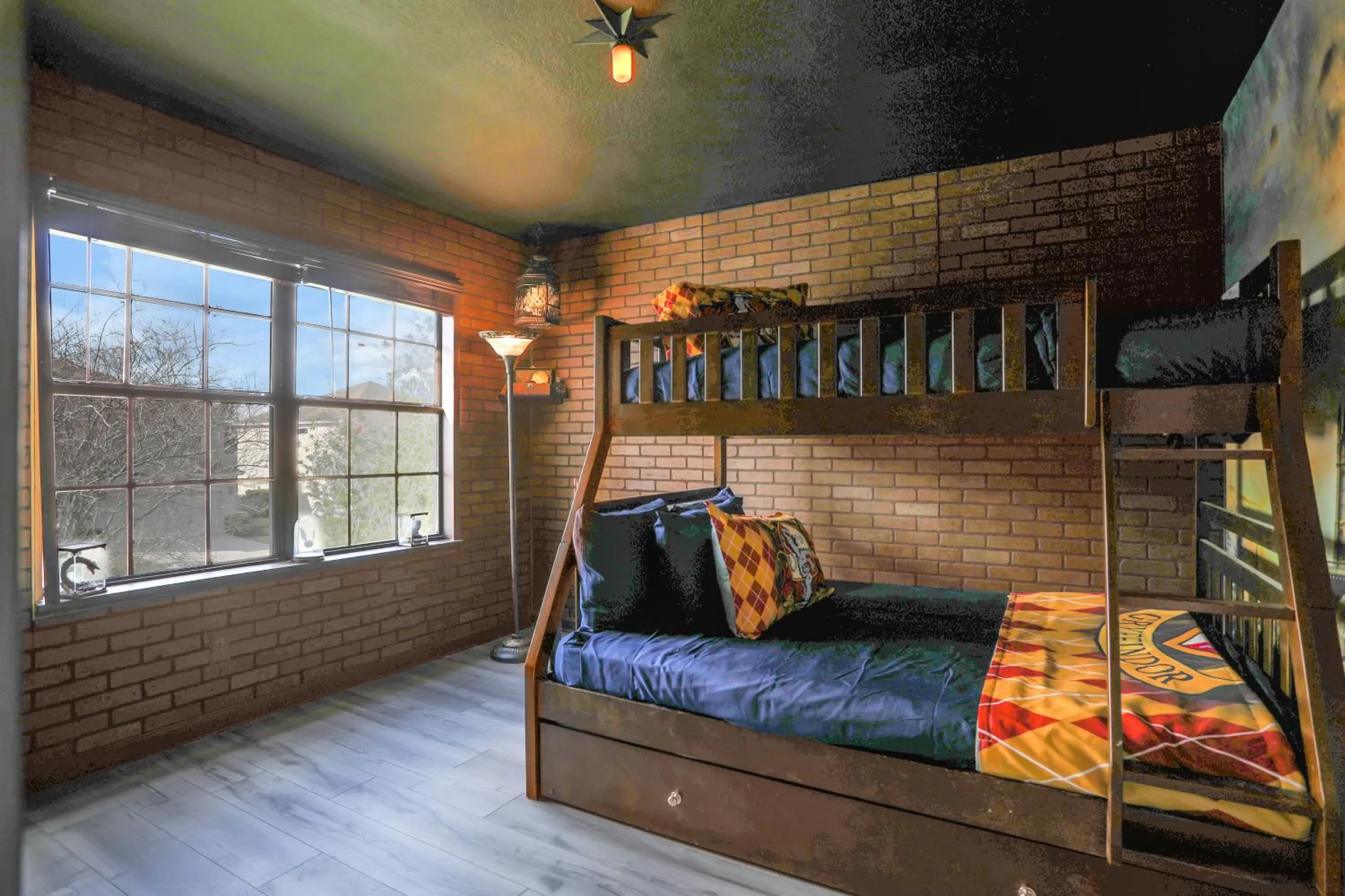 Bed in Themed Luxury 6BR Getaway with Resort Amenities