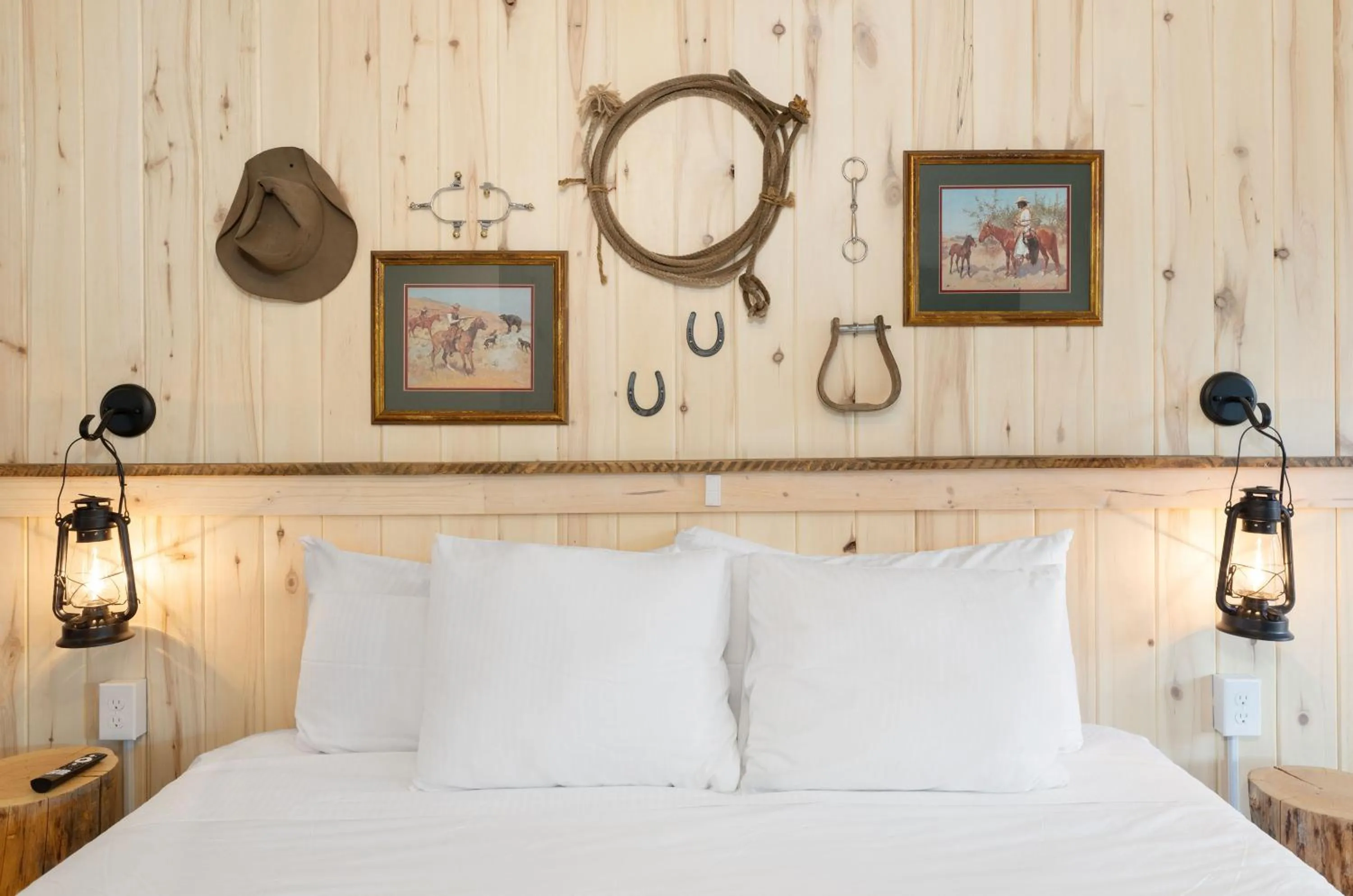 Bed in Hotel Palomino