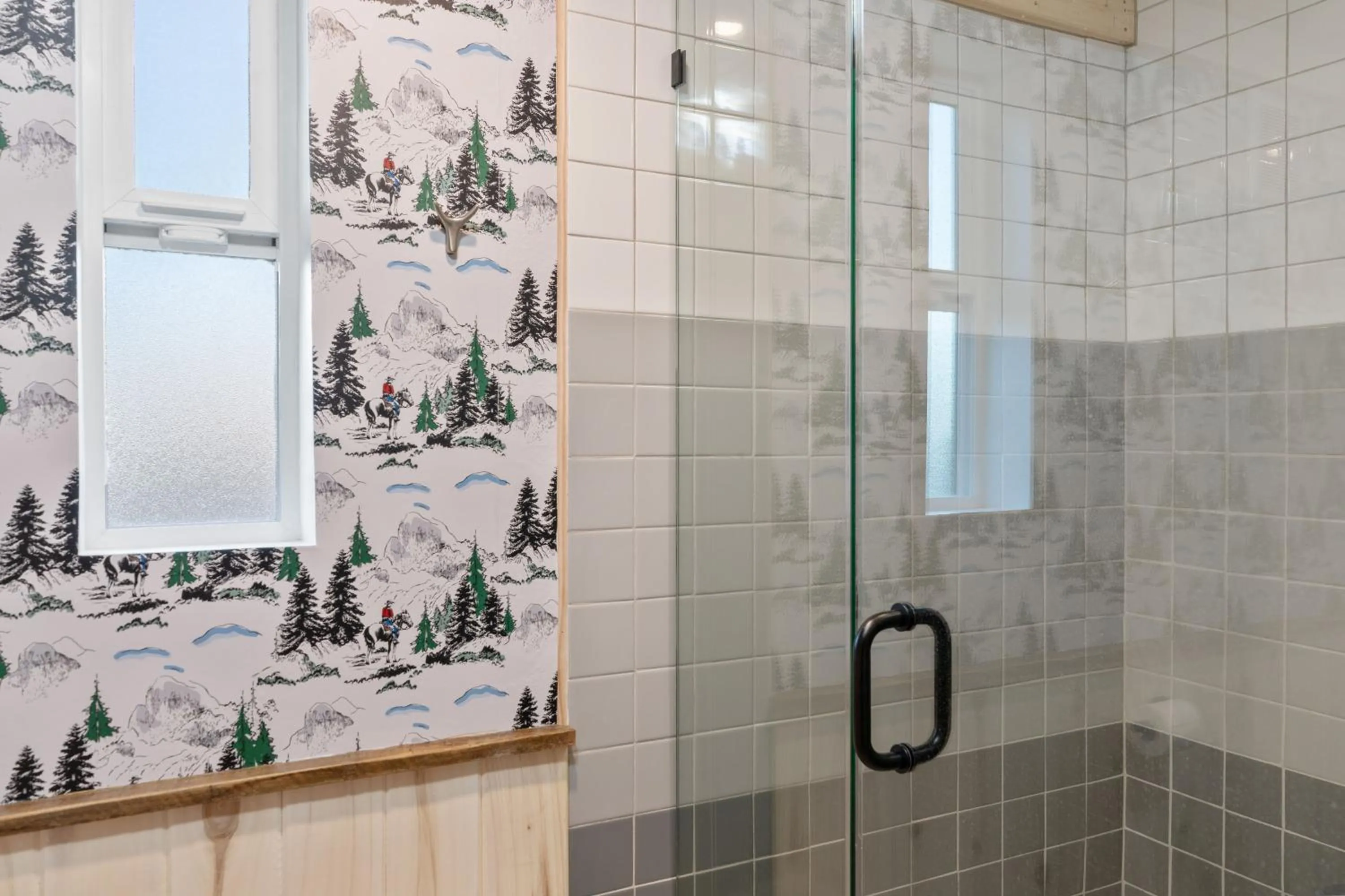 Shower in Hotel Palomino