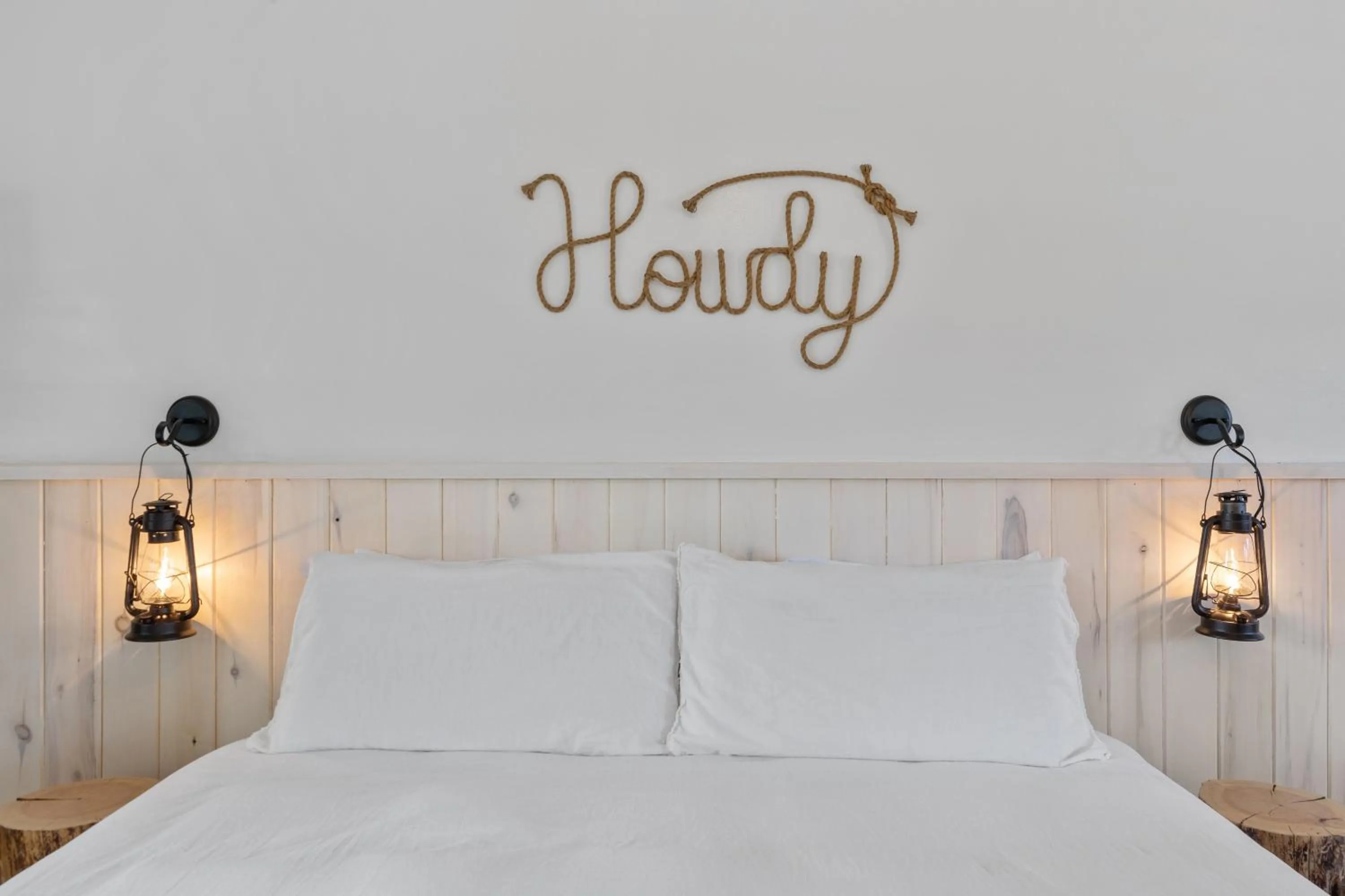 Bed in Hotel Palomino