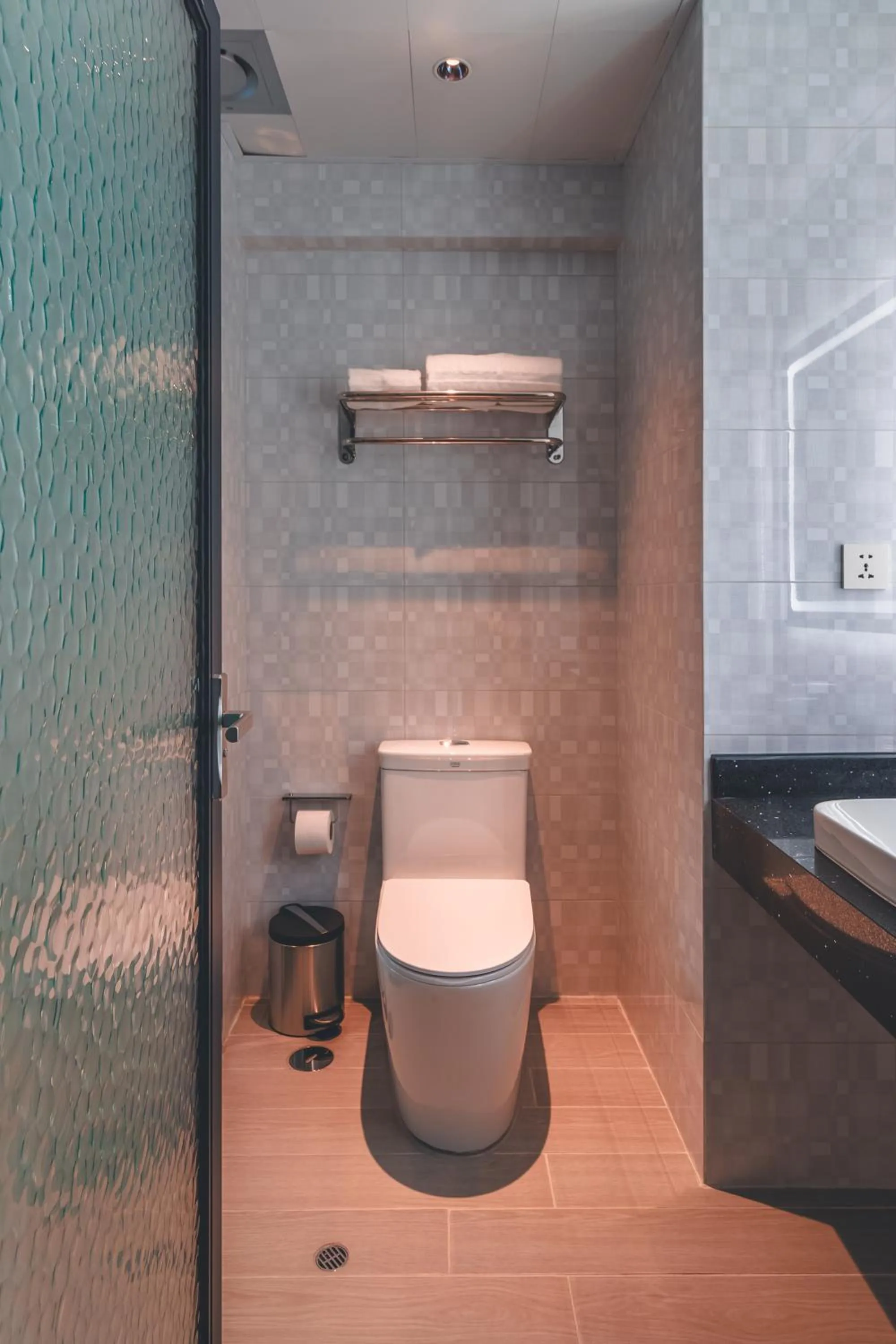 Shower in Lyz Business Hotel Piura