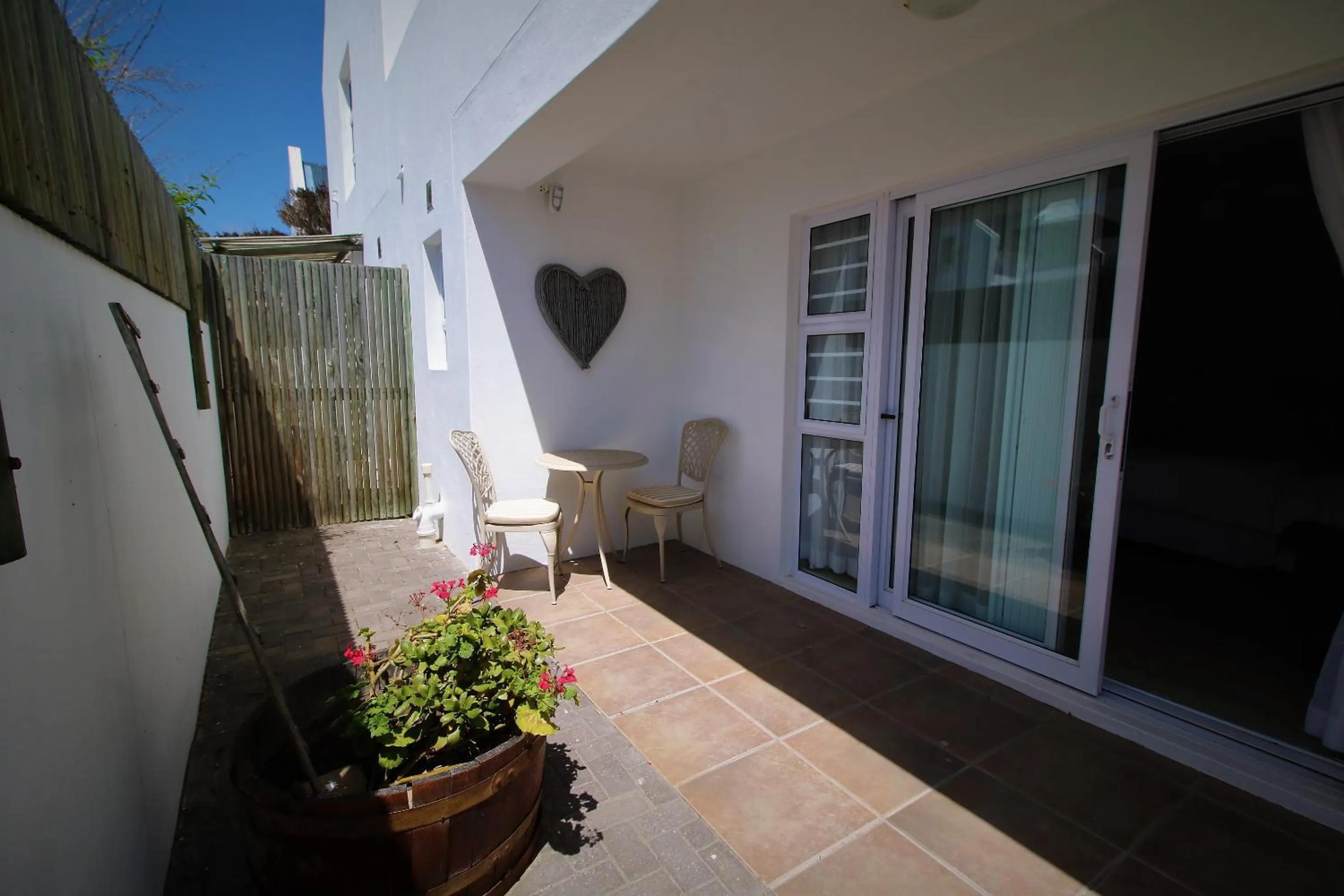 Balcony/Terrace in Baywatch Guest House