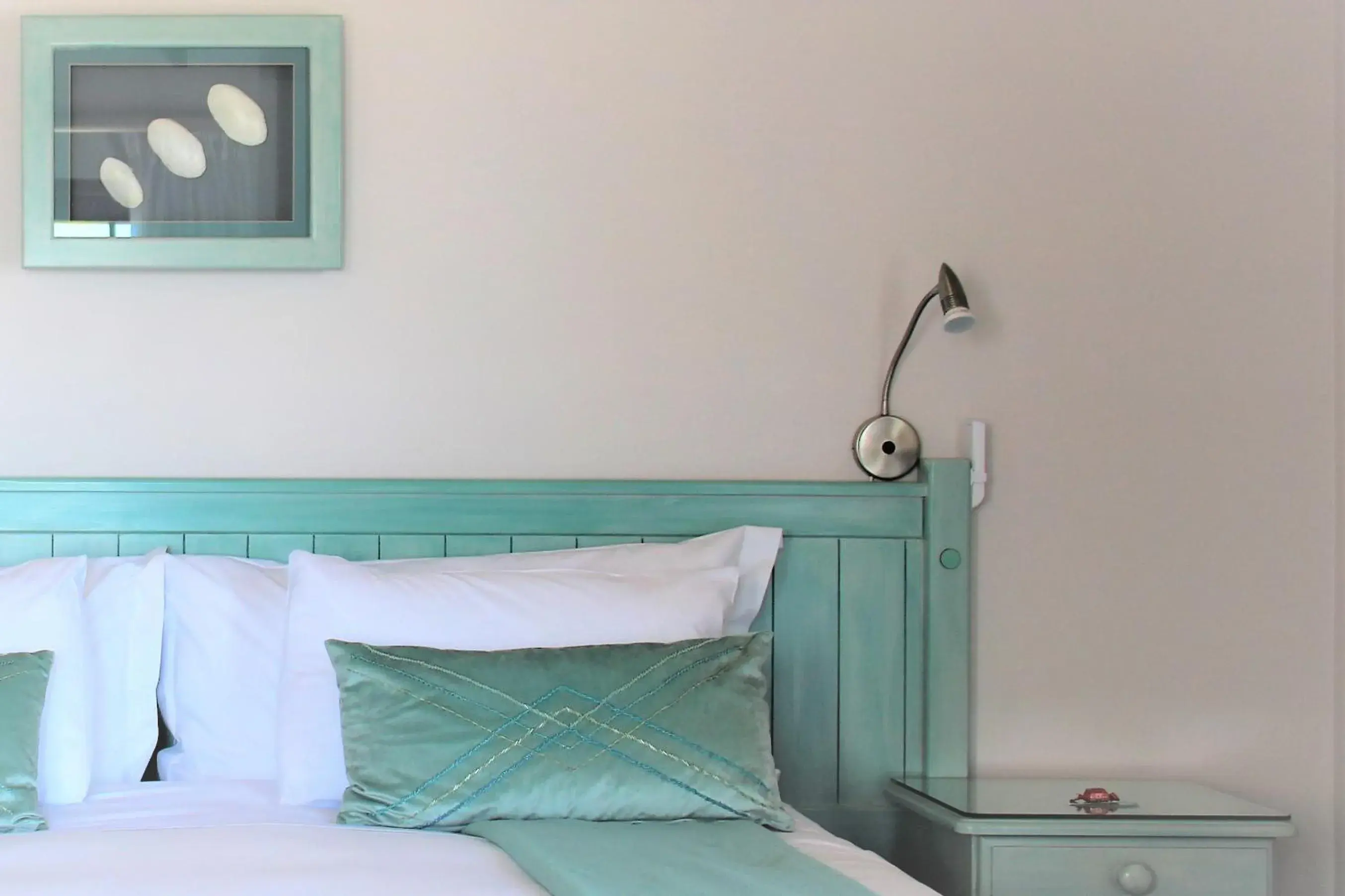 Deluxe Double Room with Balcony and Sea View in Baywatch Guest House Deluxe Double Room with Balcony and Sea View in Baywatch Guest House