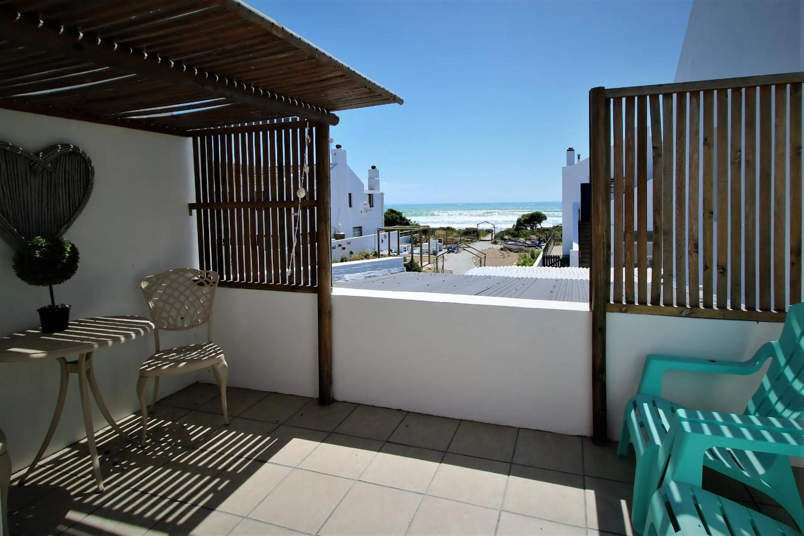 Balcony/Terrace in Baywatch Guest House