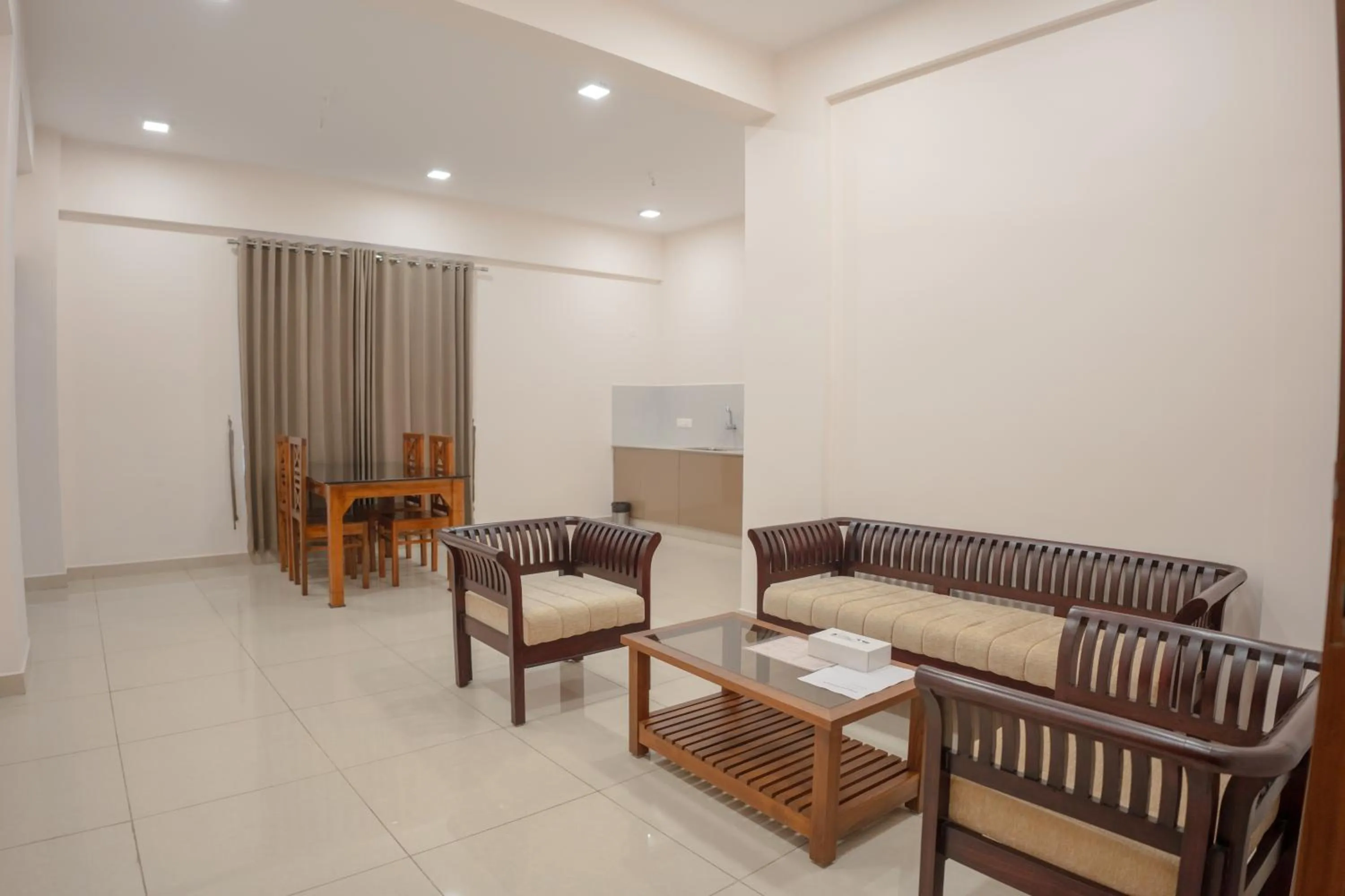 Living room in Daffodils Luxury Airport Suites