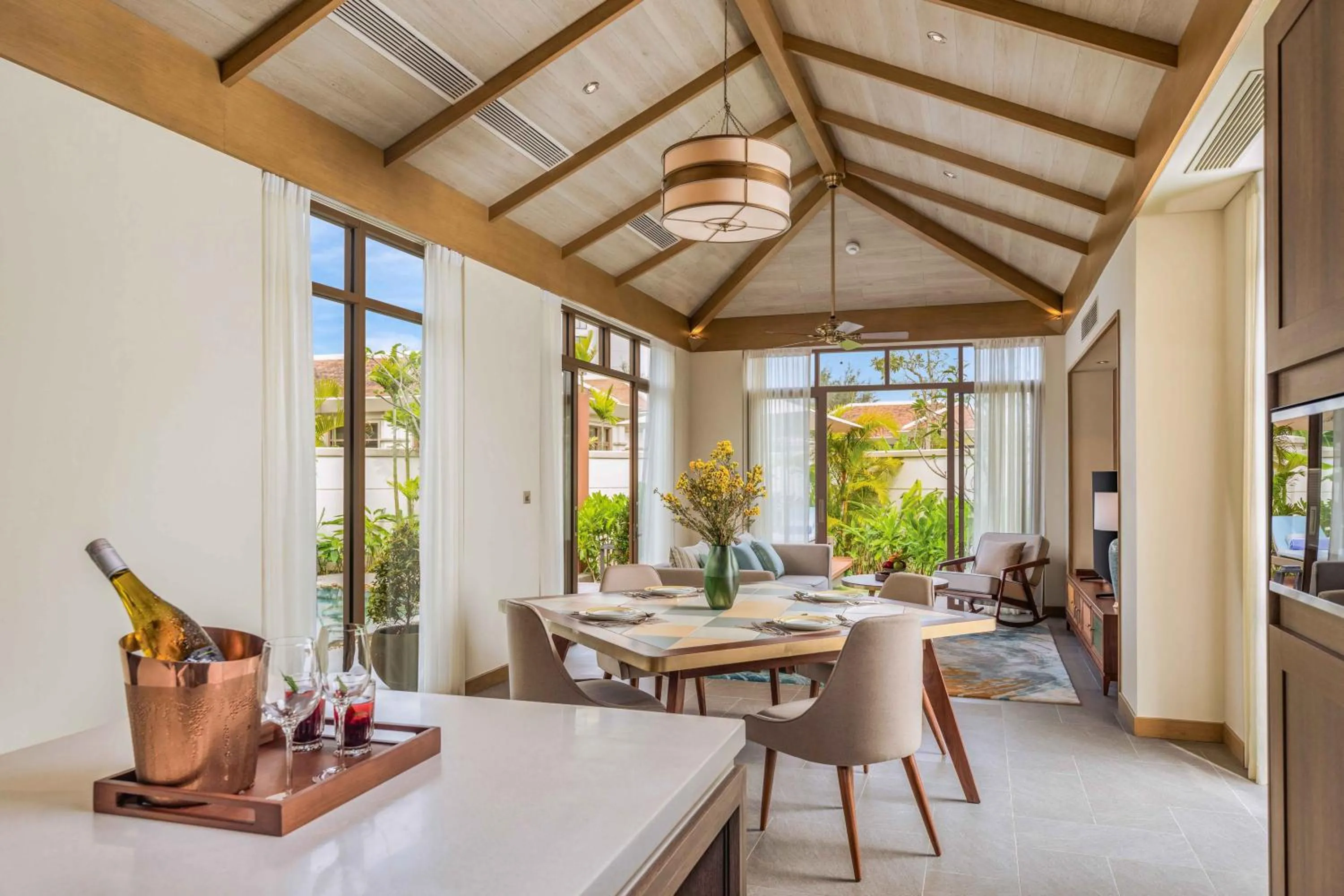 Living room in Fusion Resort and Villas Da Nang