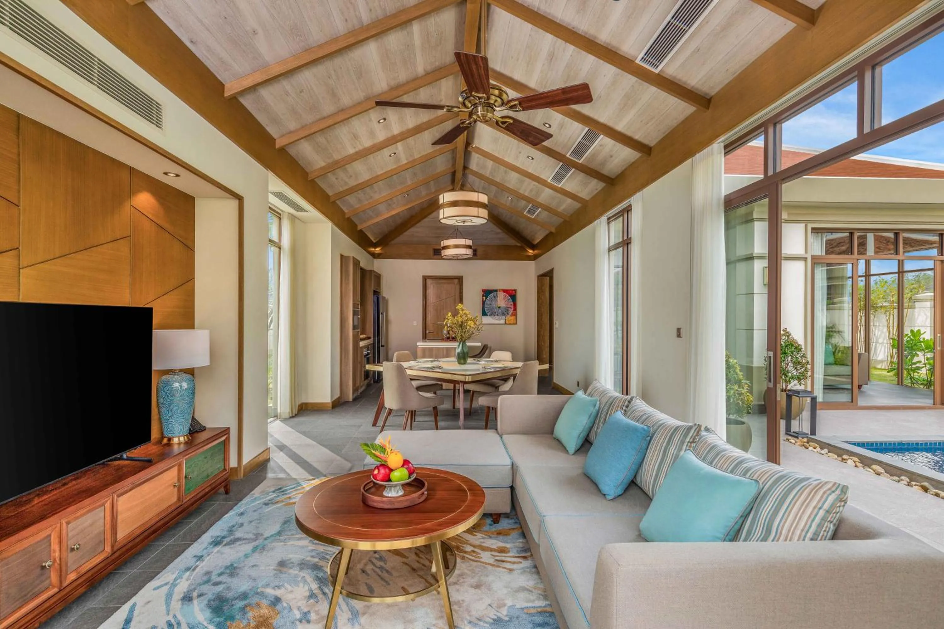 TV and multimedia in Fusion Resort and Villas Da Nang