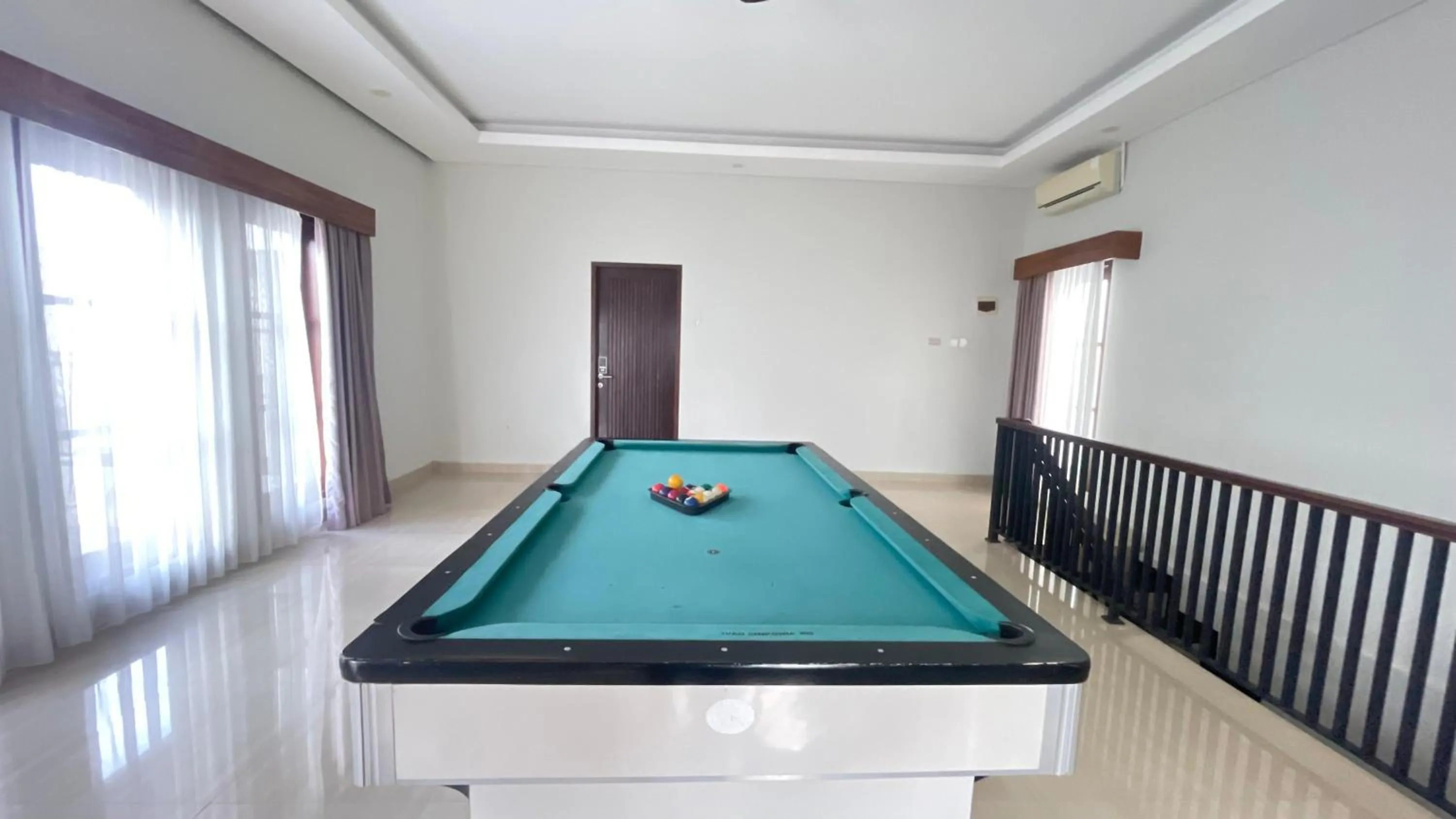 Billiard in The BALIem Villa