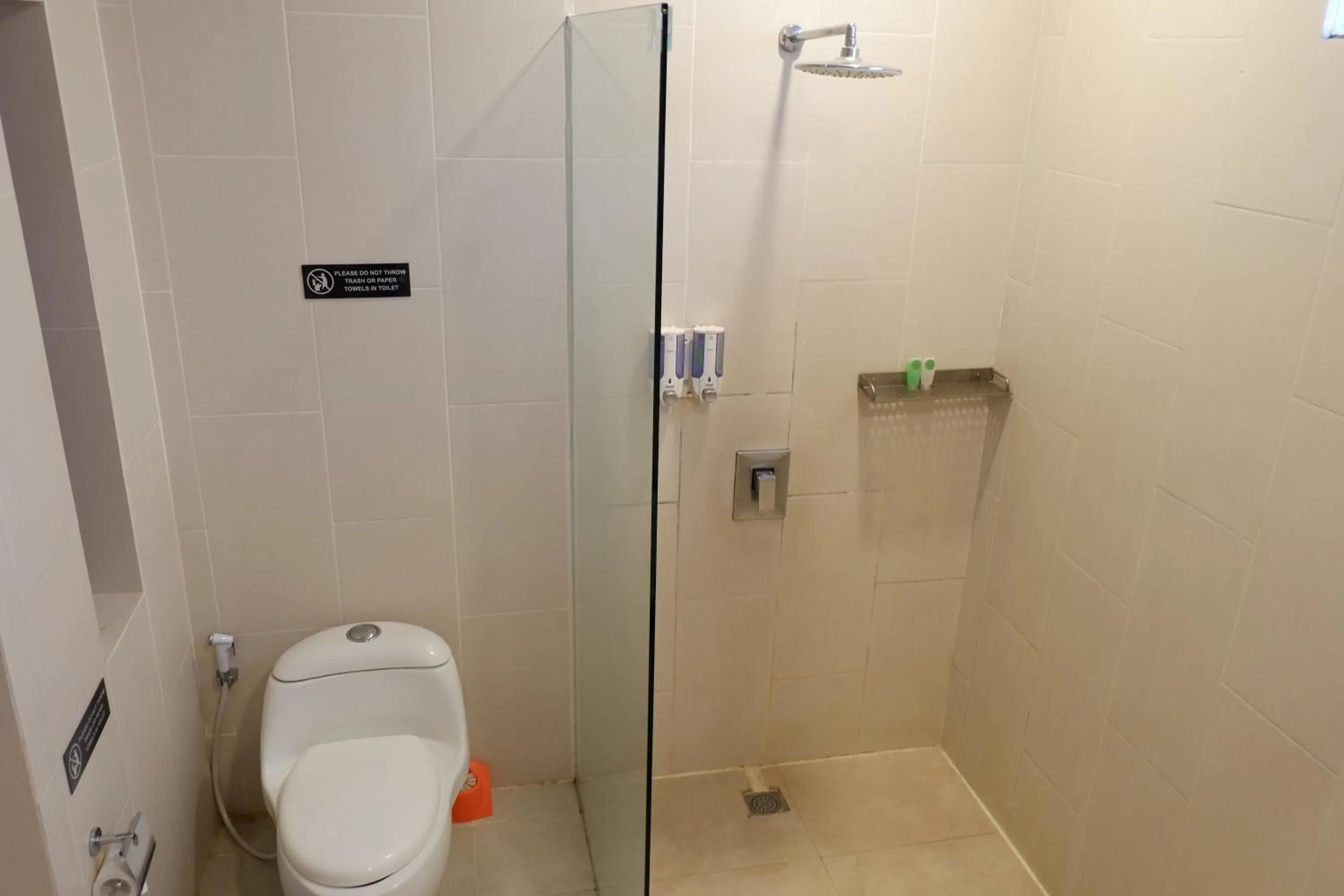 Shower in The BALIem Villa