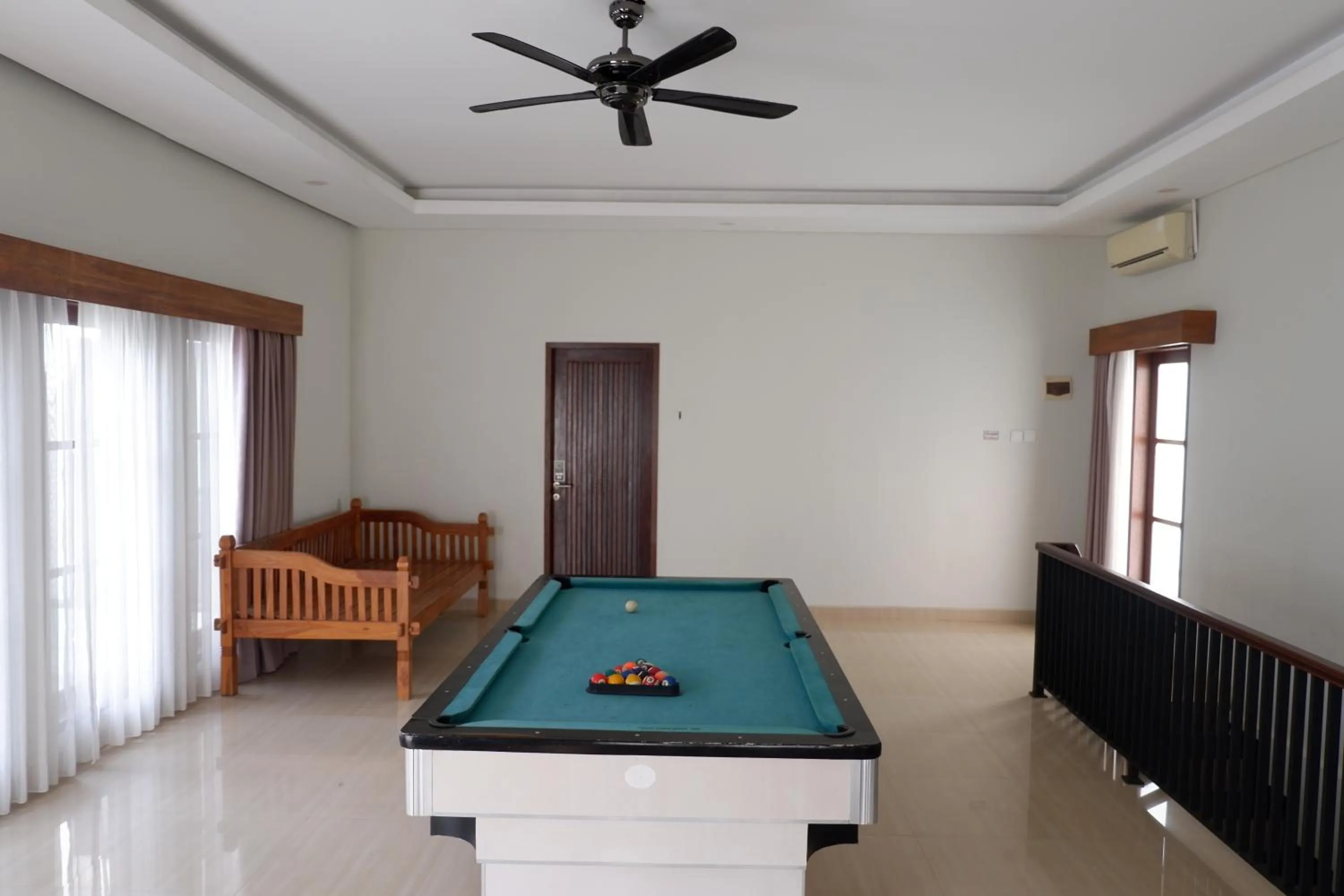 Billiard in The BALIem Villa