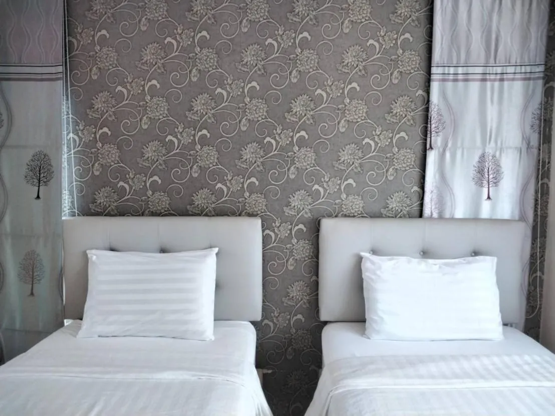 Bed in ROYAL GRAND PATTAYA