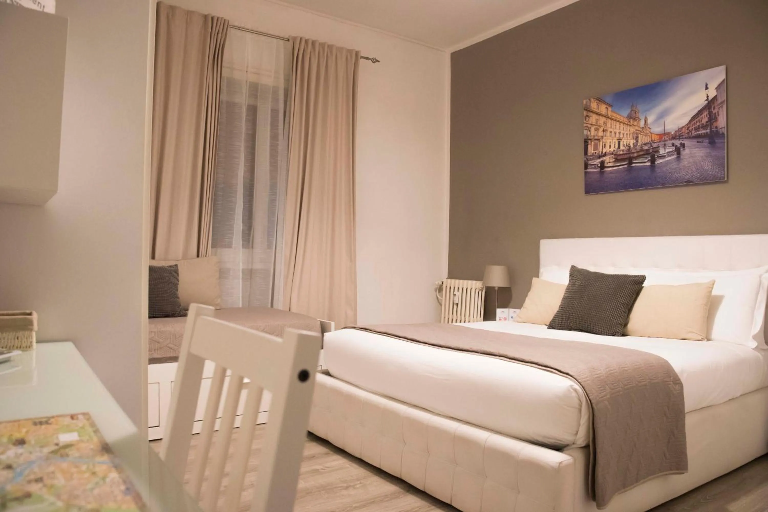 Photo of the whole room, Bed in Le Piazze Di Roma