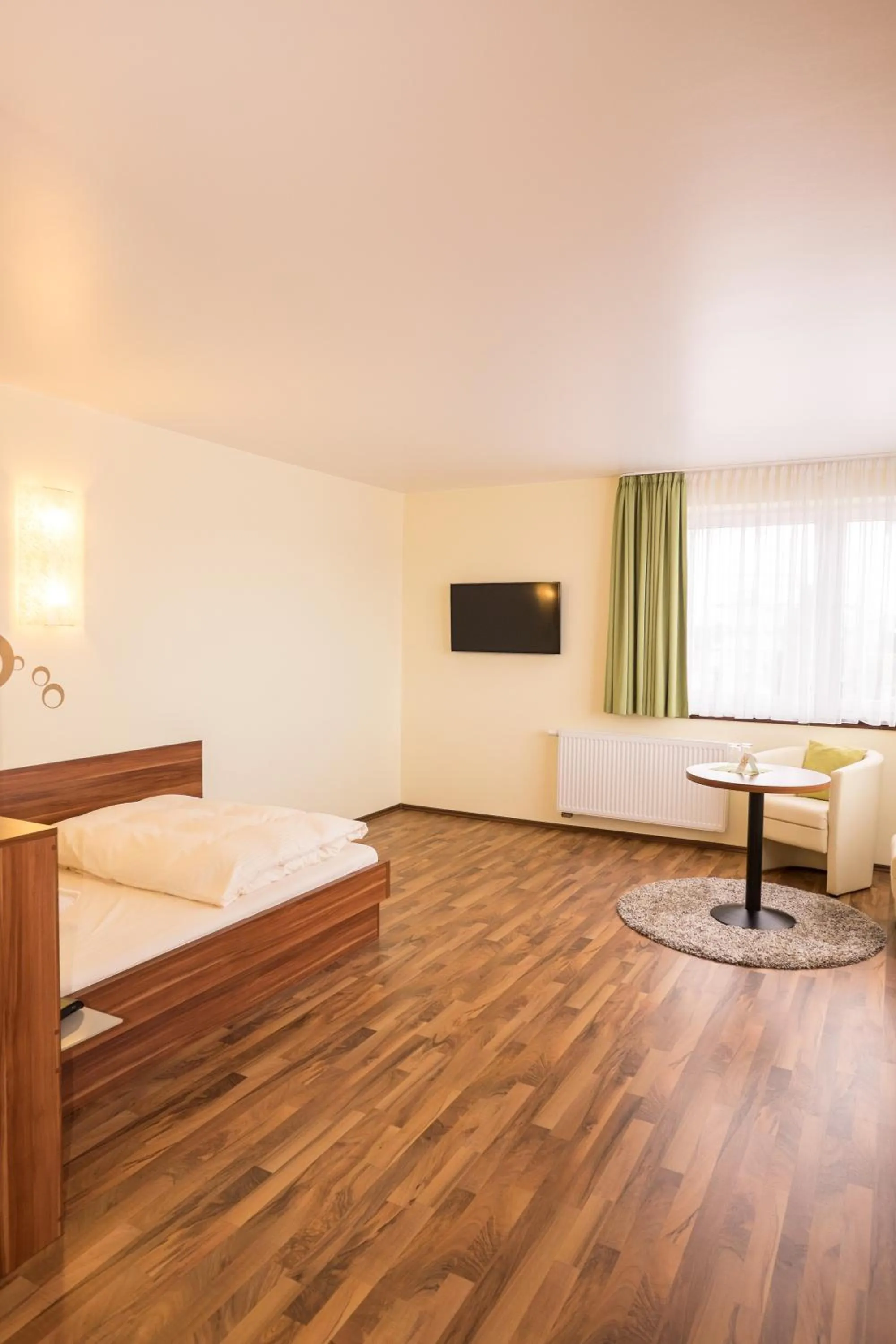 Photo of the whole room in Hotel Viola