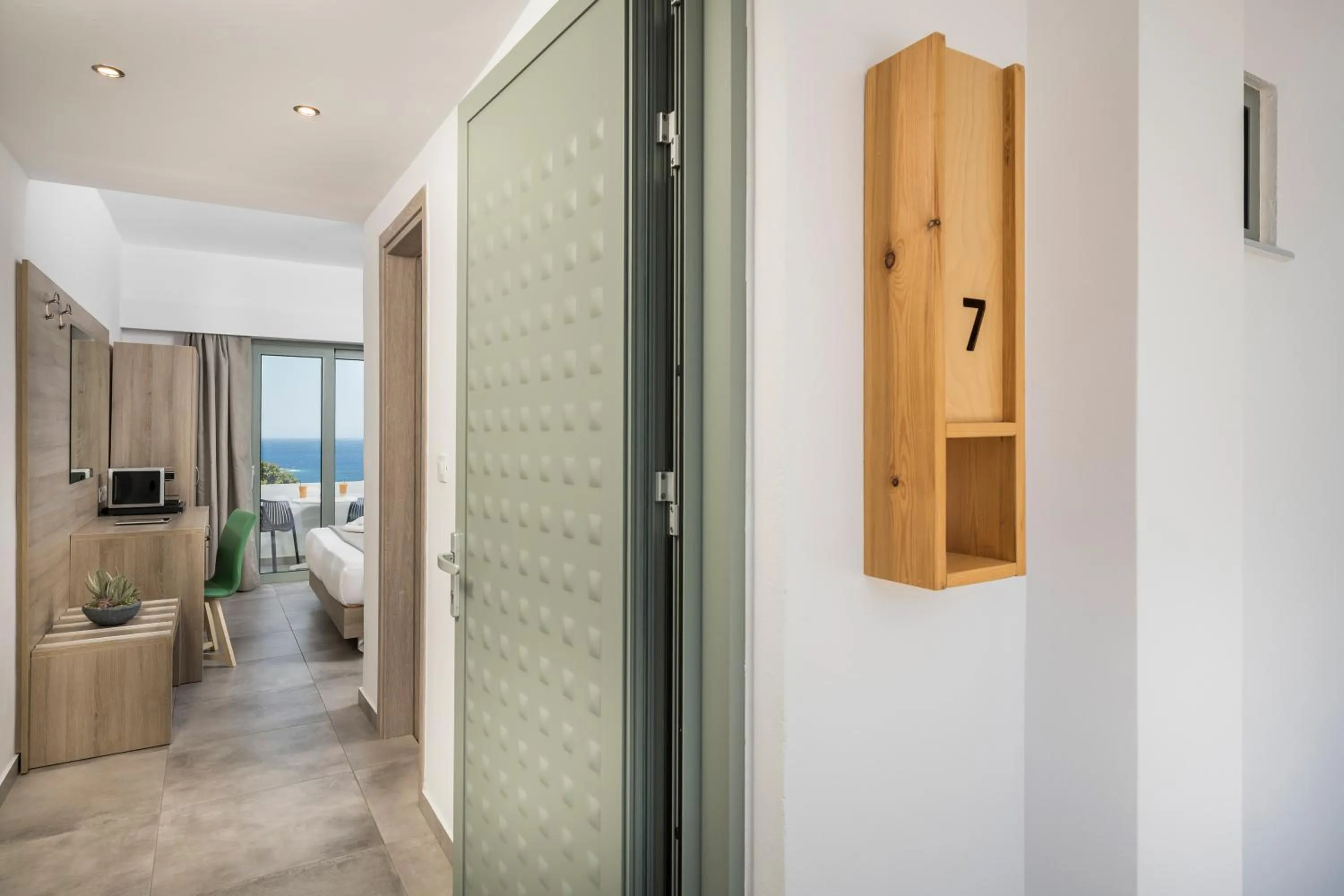 Area and facilities in Glykeria Hotel