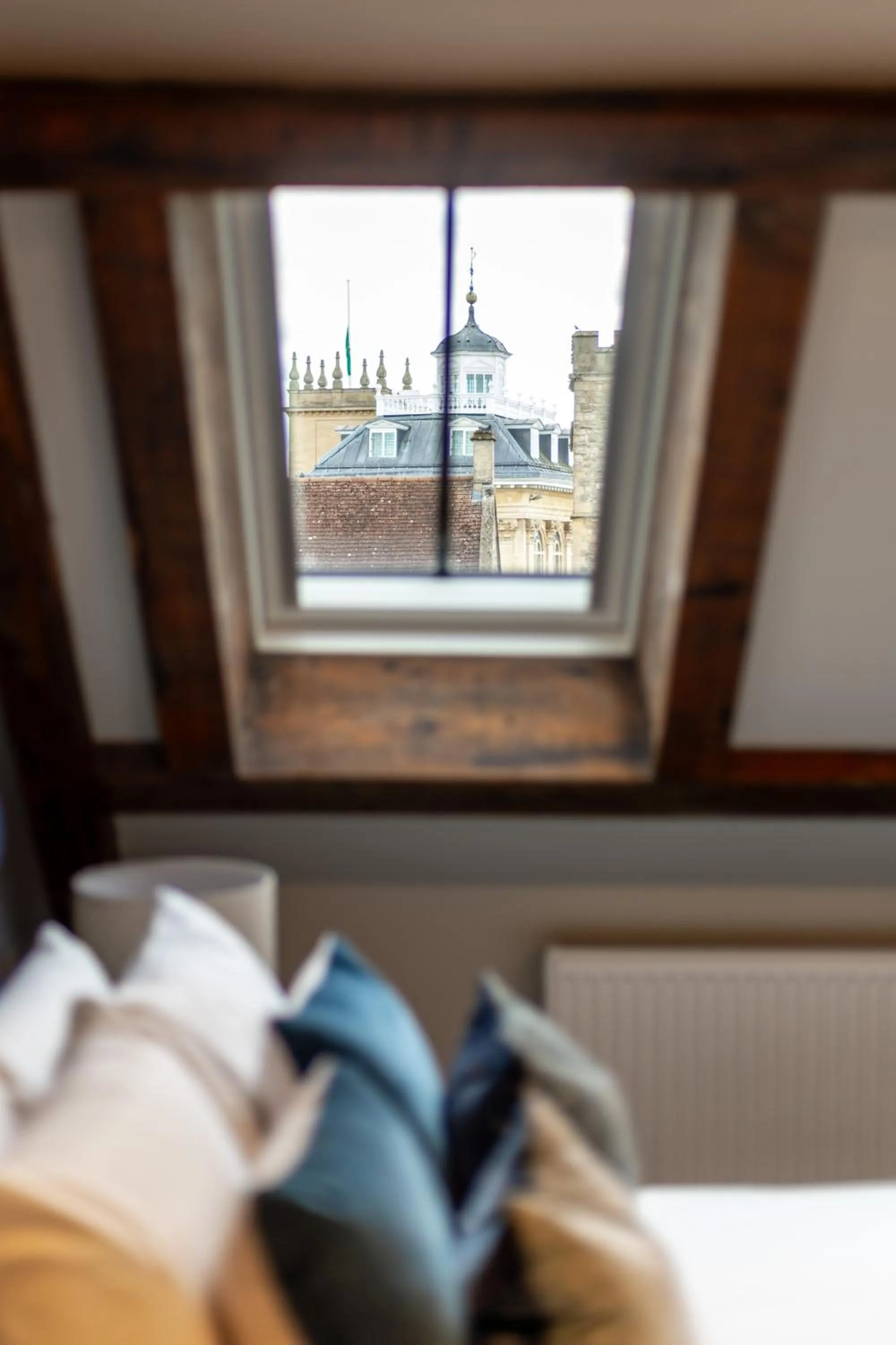 View (from property/room), Bed in Old Abbey House
