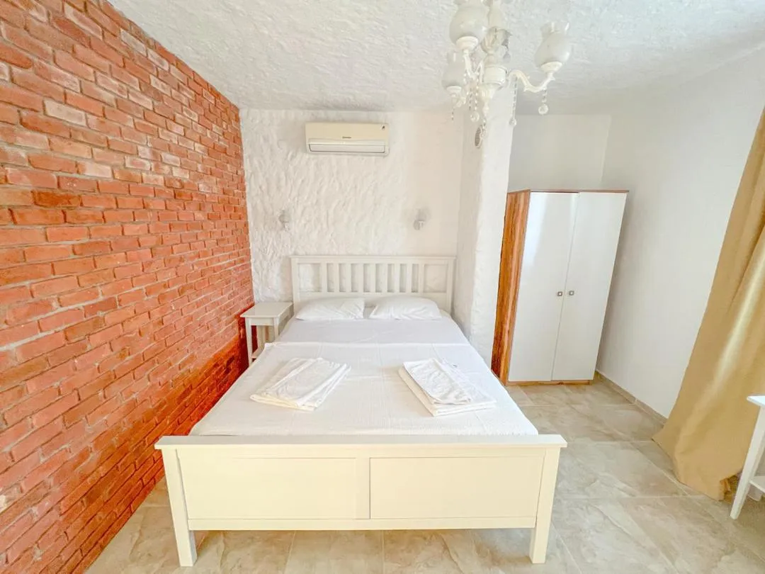 Bed in Gonulhan Hotel