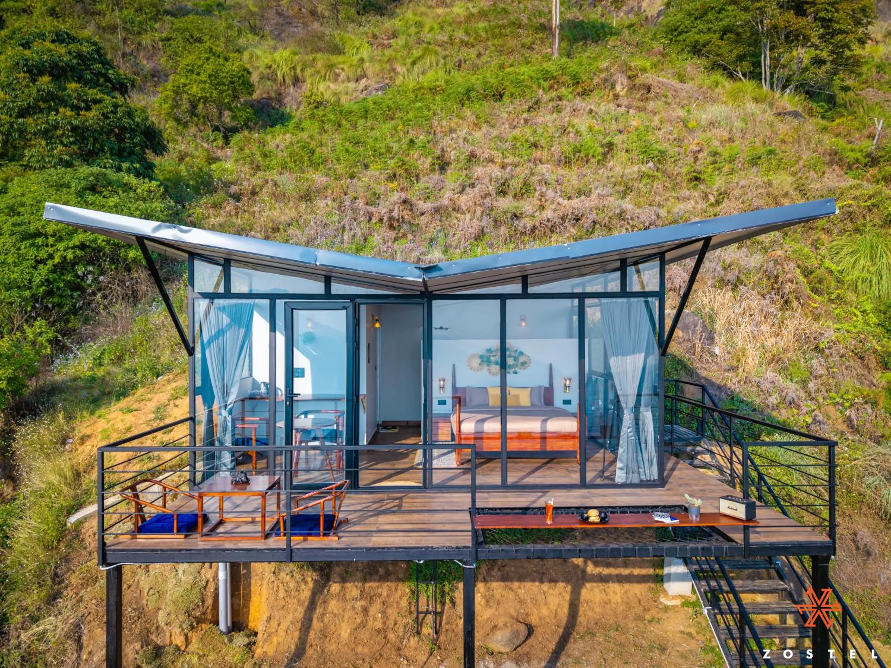 Balcony/Terrace in Zostel Plus Poombarai, Kodaikanal