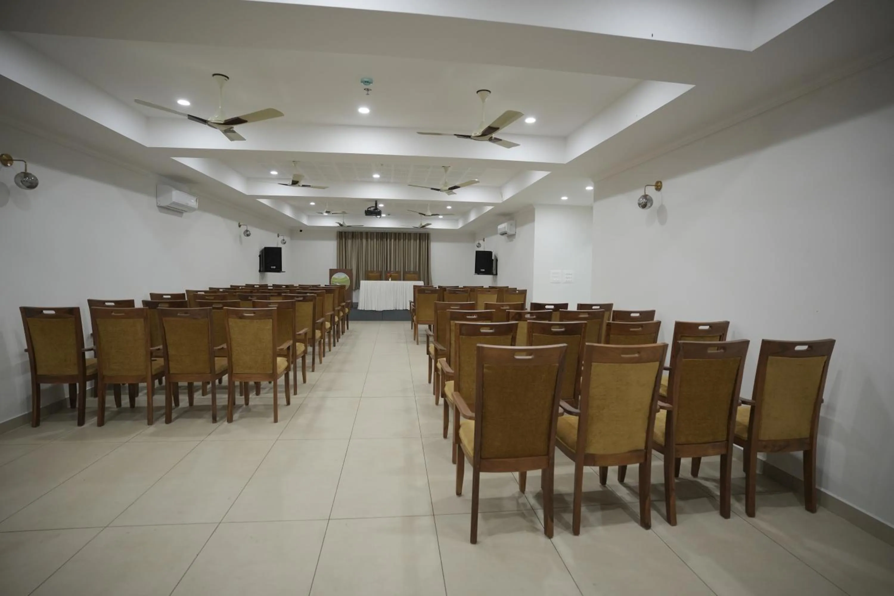 Meeting/conference room in Riverdale Munnar Resorts & Spa