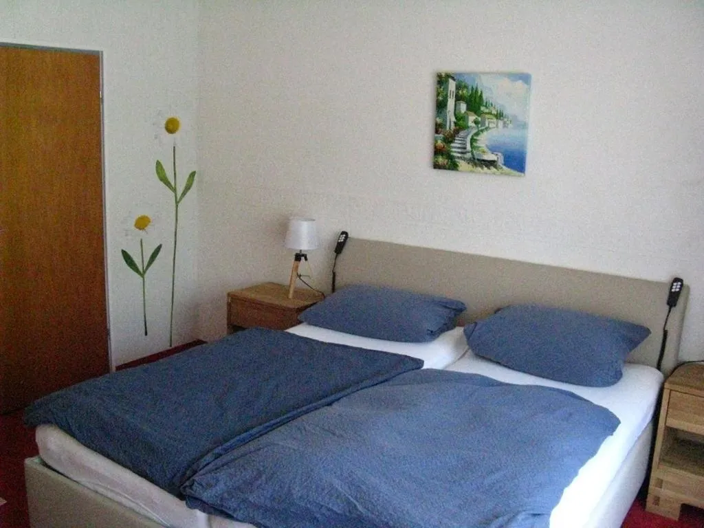Bedroom, Bed in Bio-Hotel Zum Forsthaus