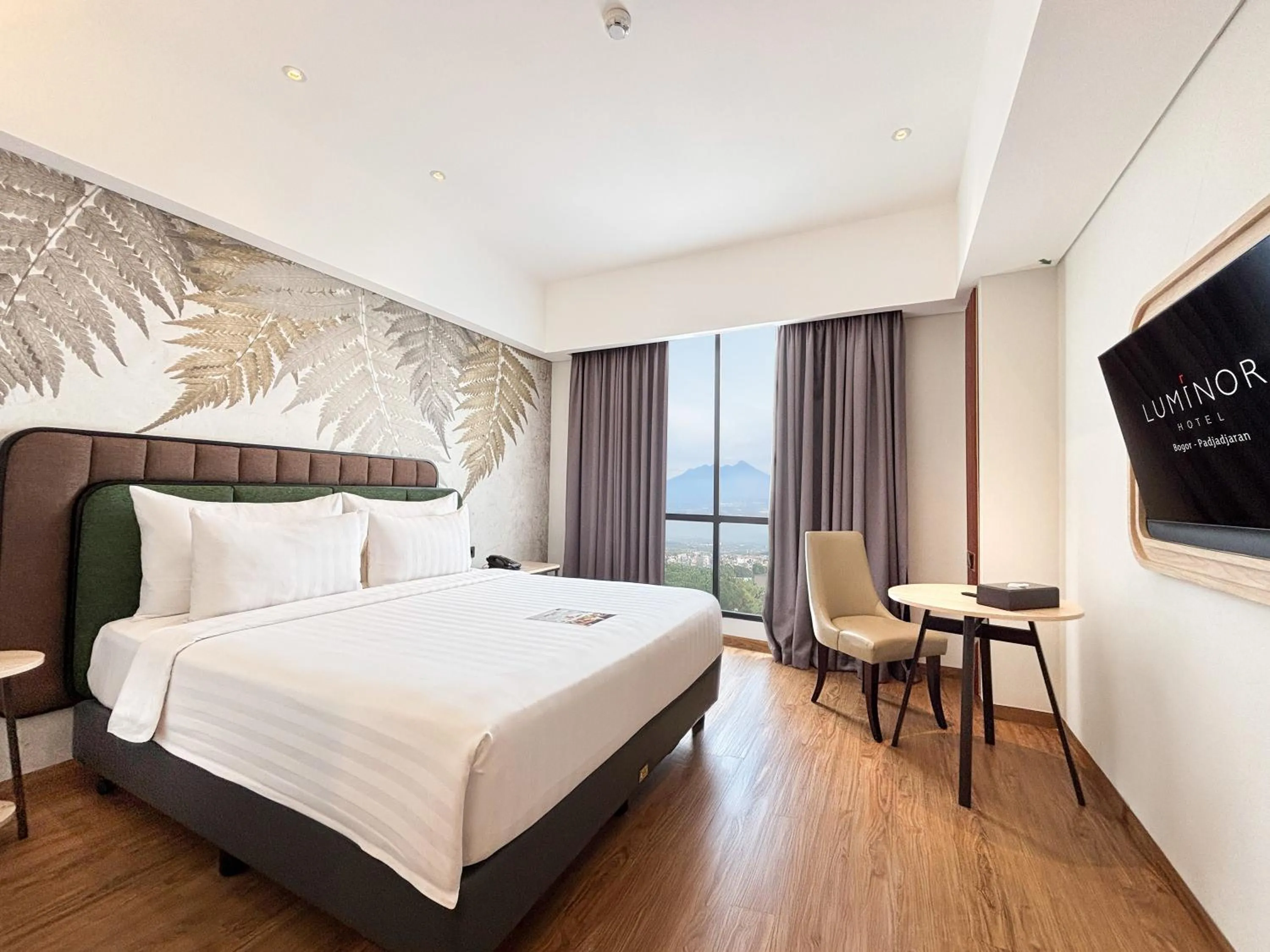 Bedroom, Bed in Luminor Hotel Padjadjaran Bogor by WH