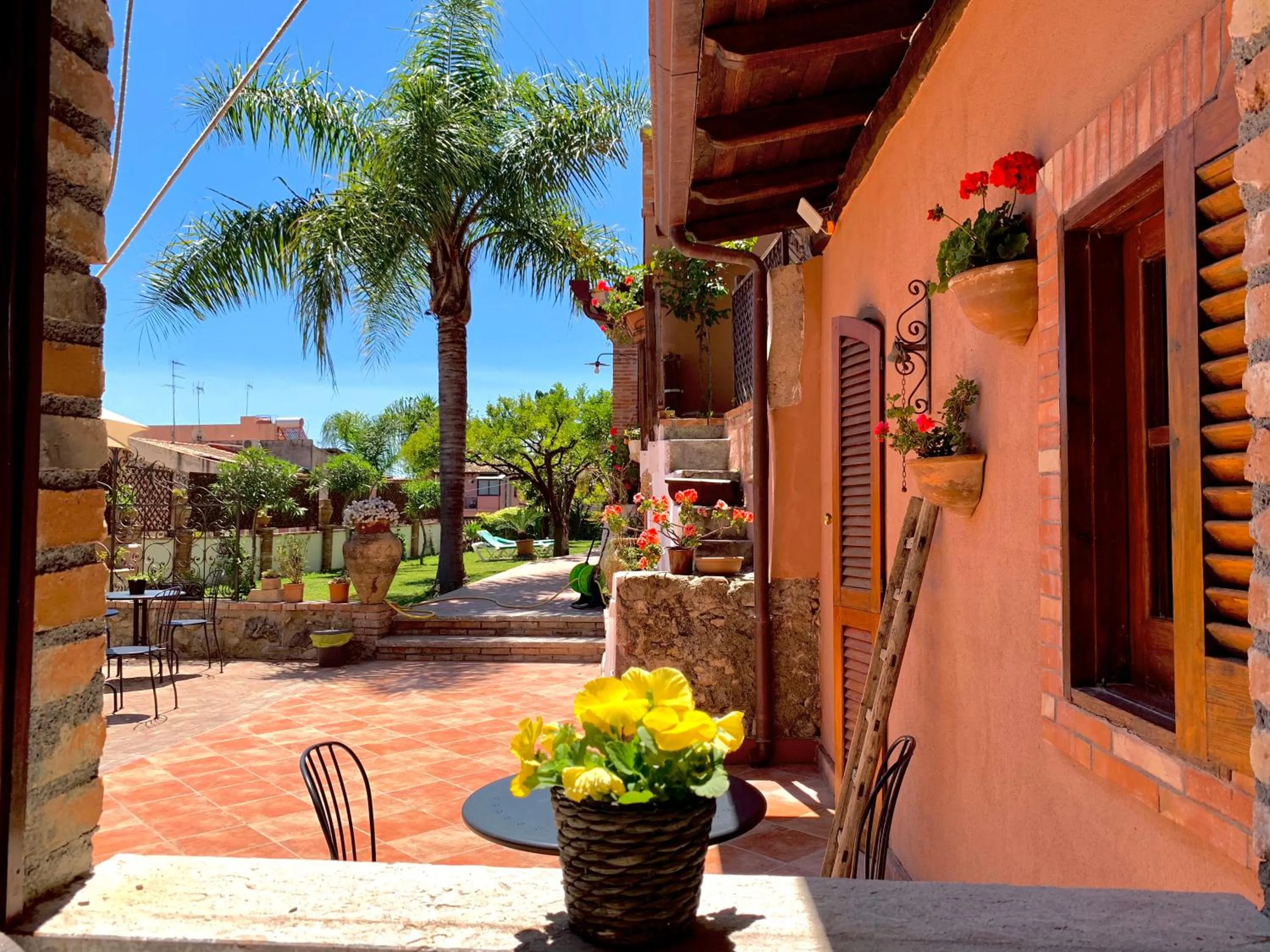 Garden view in B&B Villa Vittoria