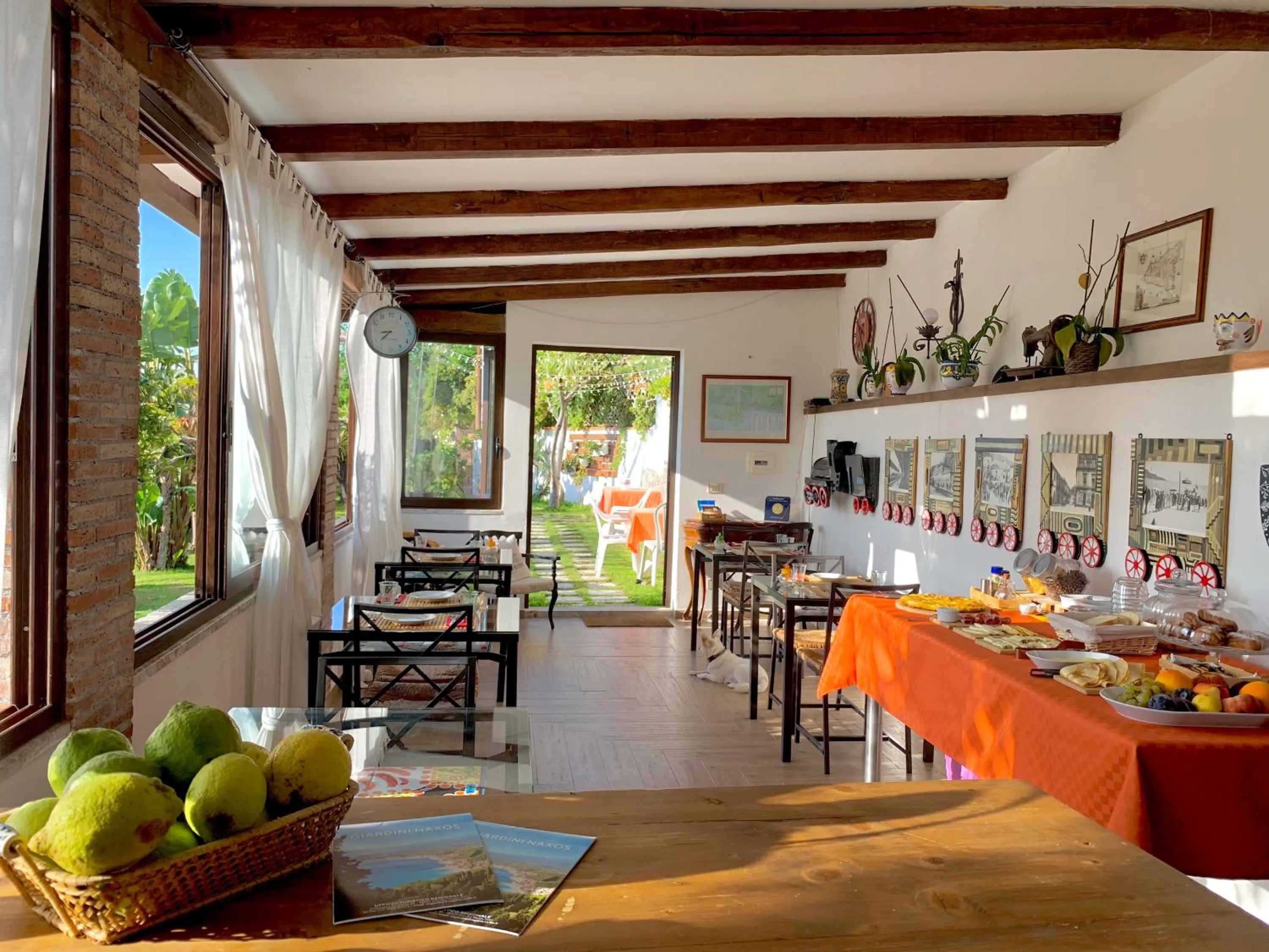 Restaurant/places to eat in B&B Villa Vittoria