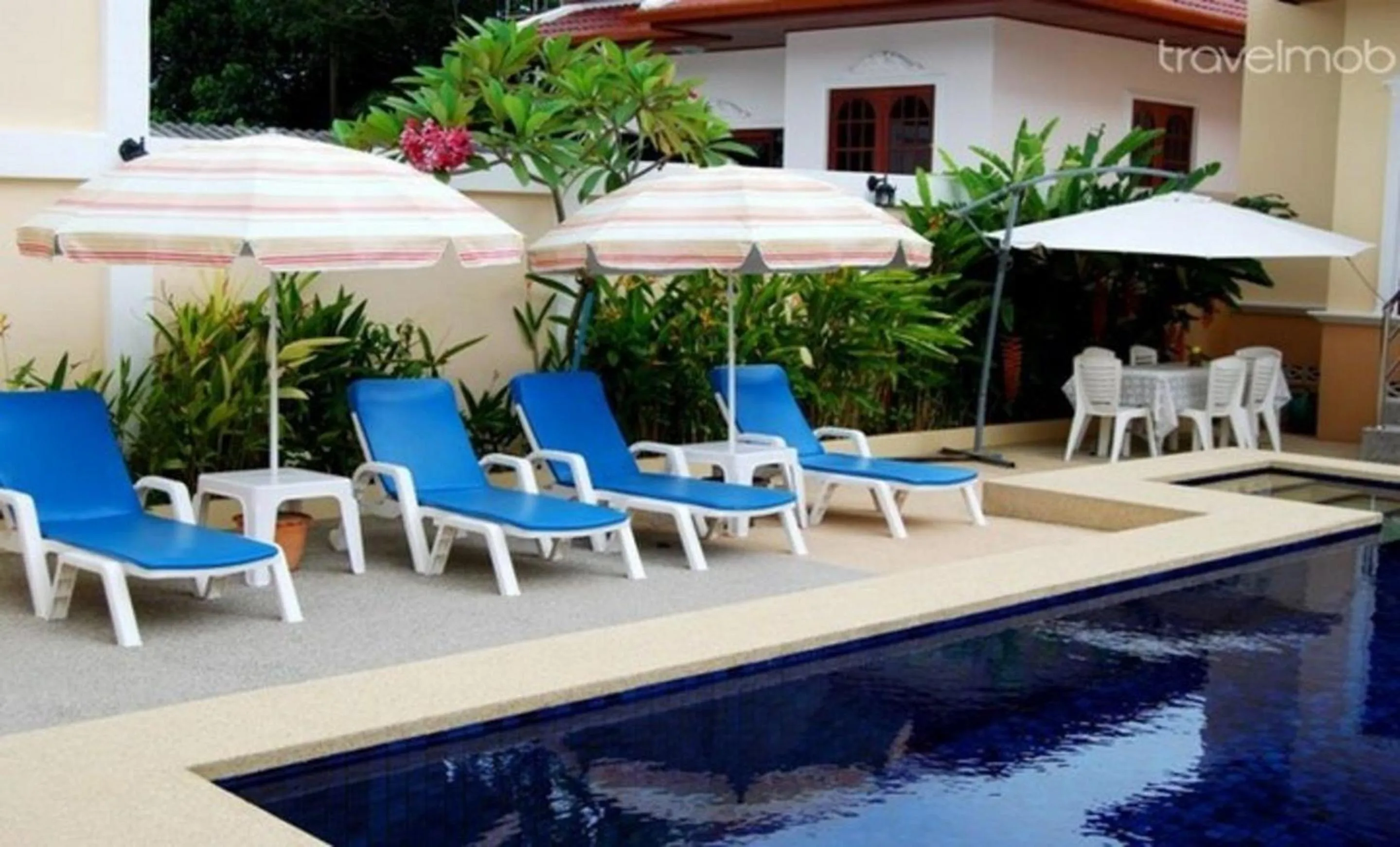 Swimming pool in Majestic Villas Phuket