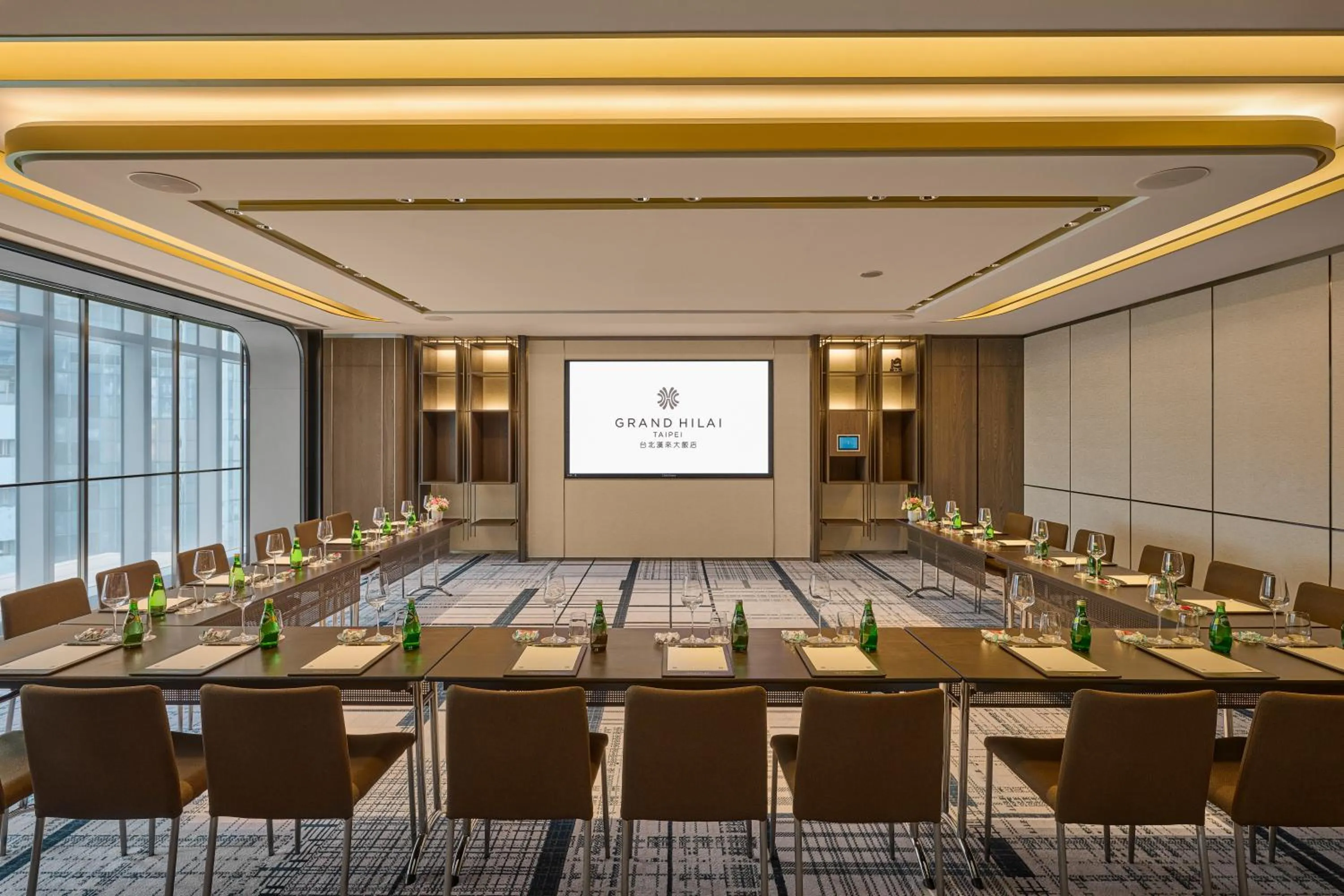 Meeting/conference room in Grand HiLai Taipei