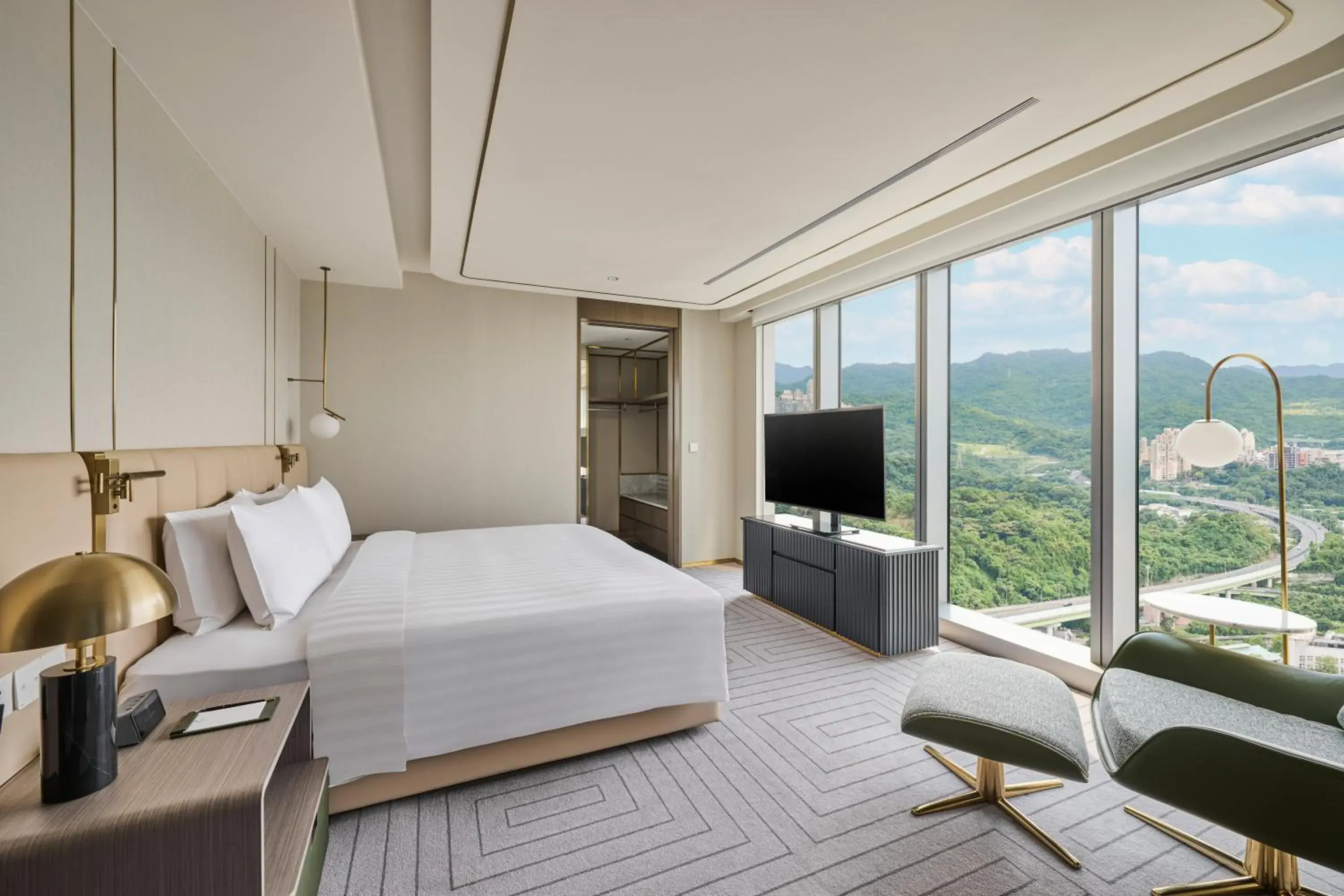 Deluxe Suite with Lounge Access in Grand HiLai Taipei Deluxe Suite with Lounge Access in Grand HiLai Taipei