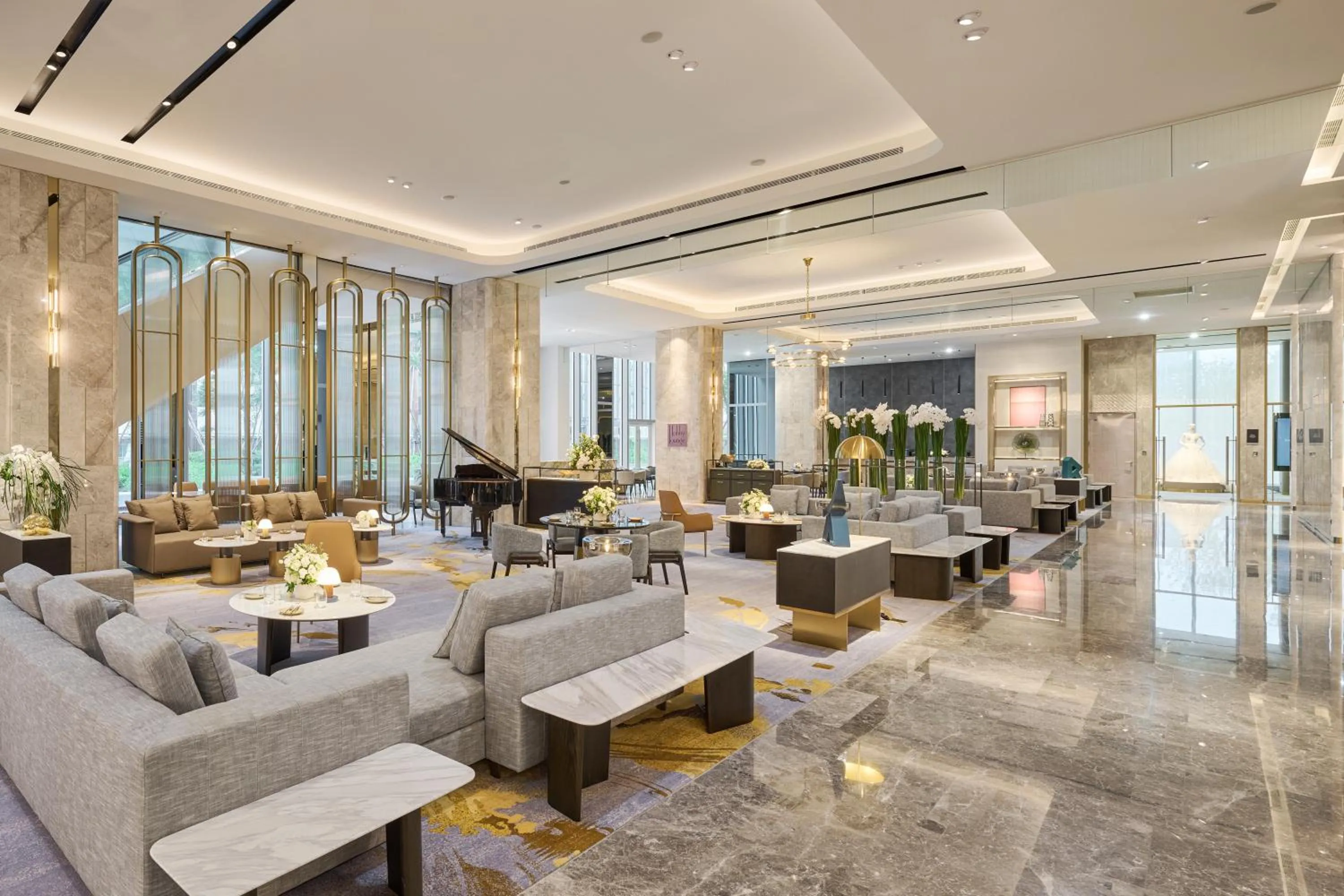 Lounge or bar in Grand HiLai Taipei