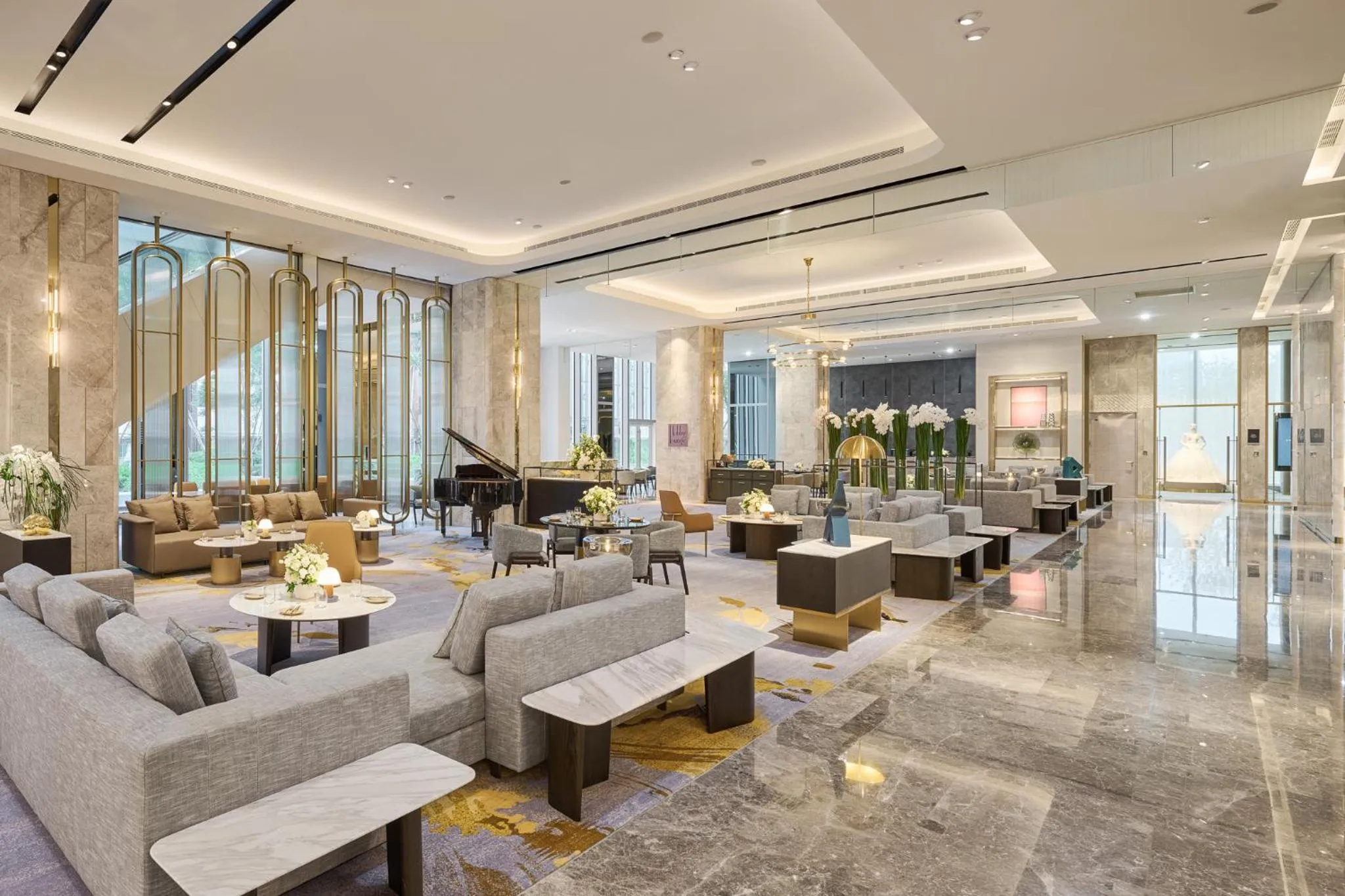 Lounge or bar in Grand HiLai Taipei