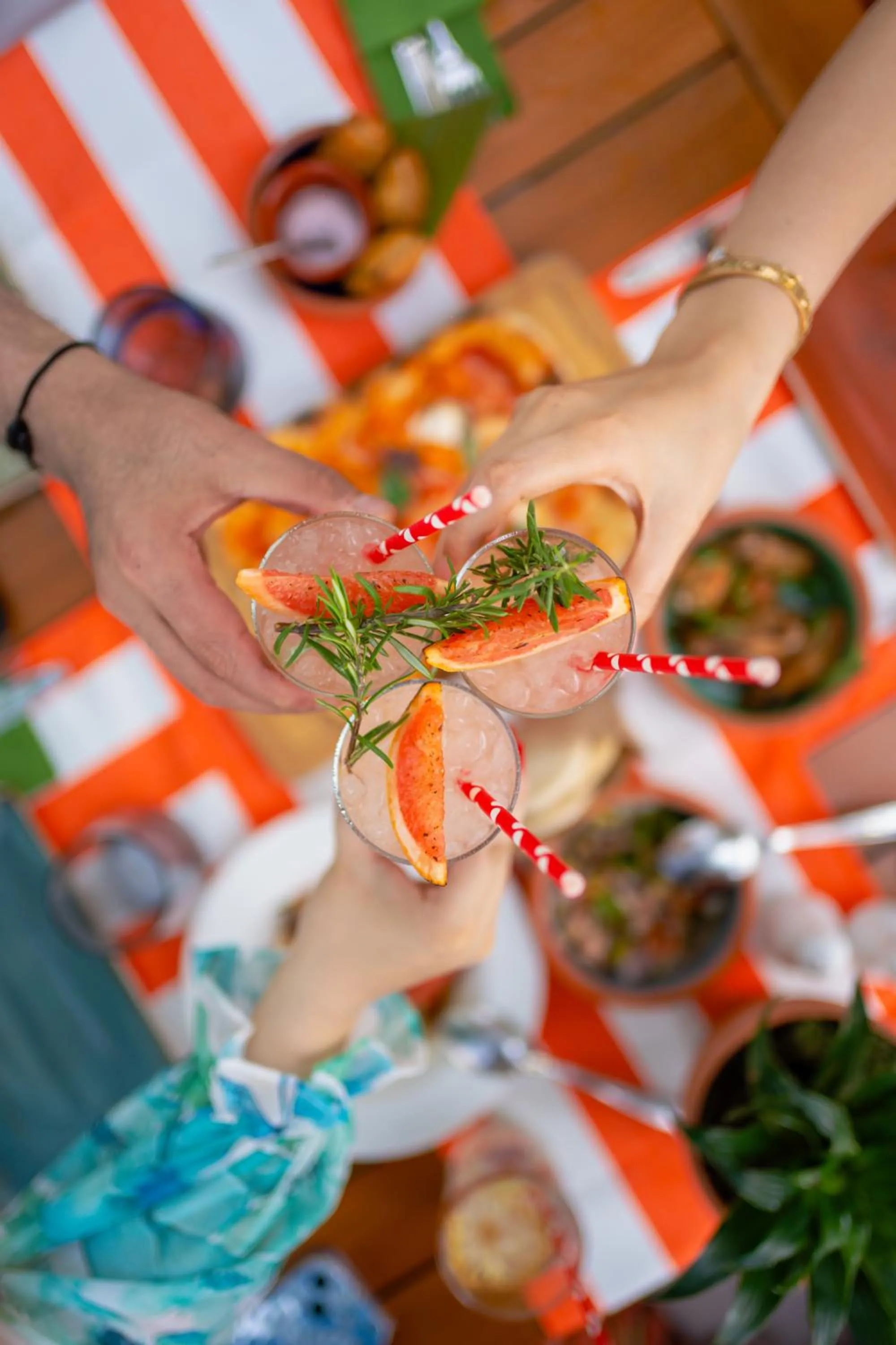 Food and drinks in DoubleTree by Hilton Dubai Jumeirah Beach