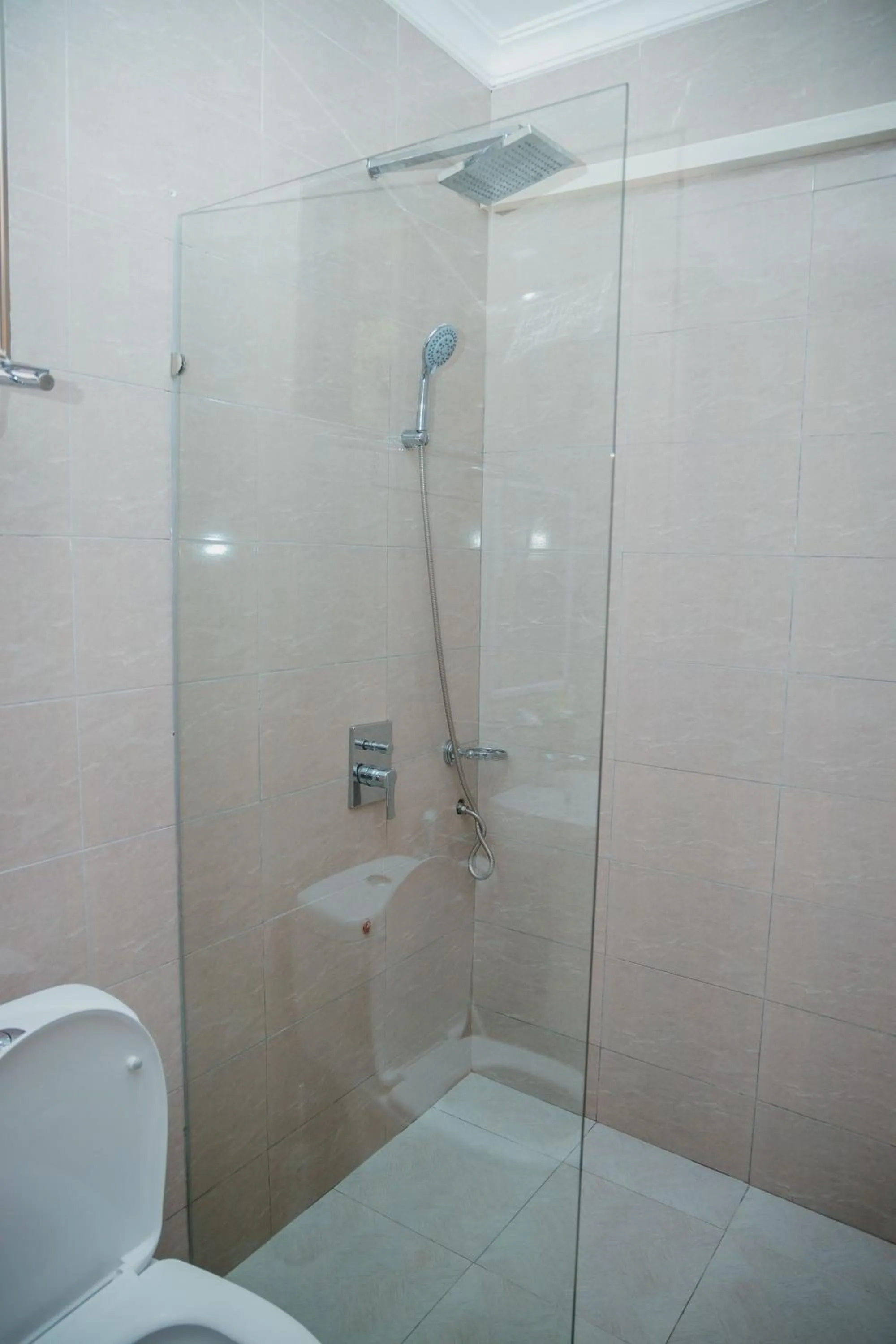 Bathroom in Greenside Hotel