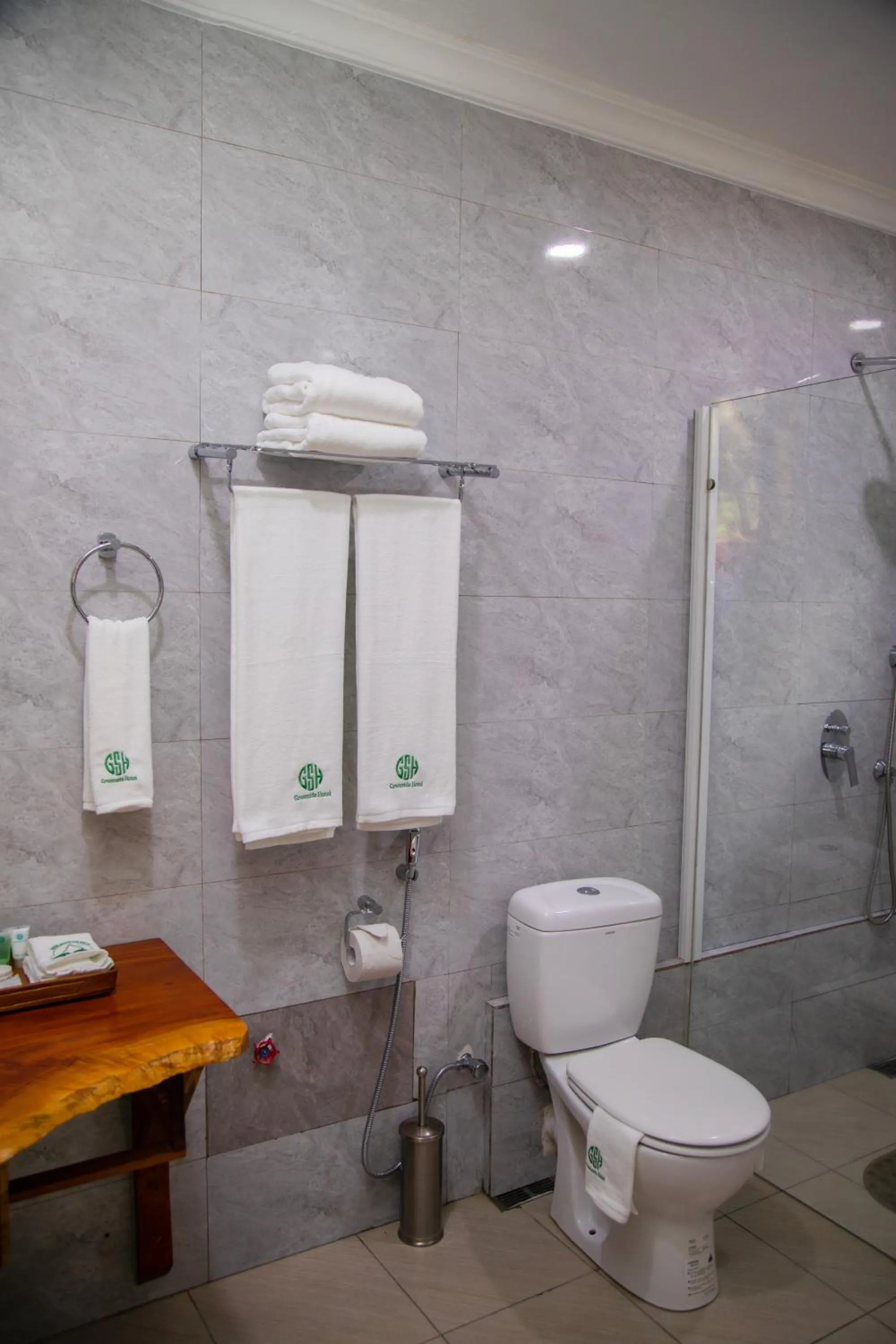 Bathroom in Greenside Hotel